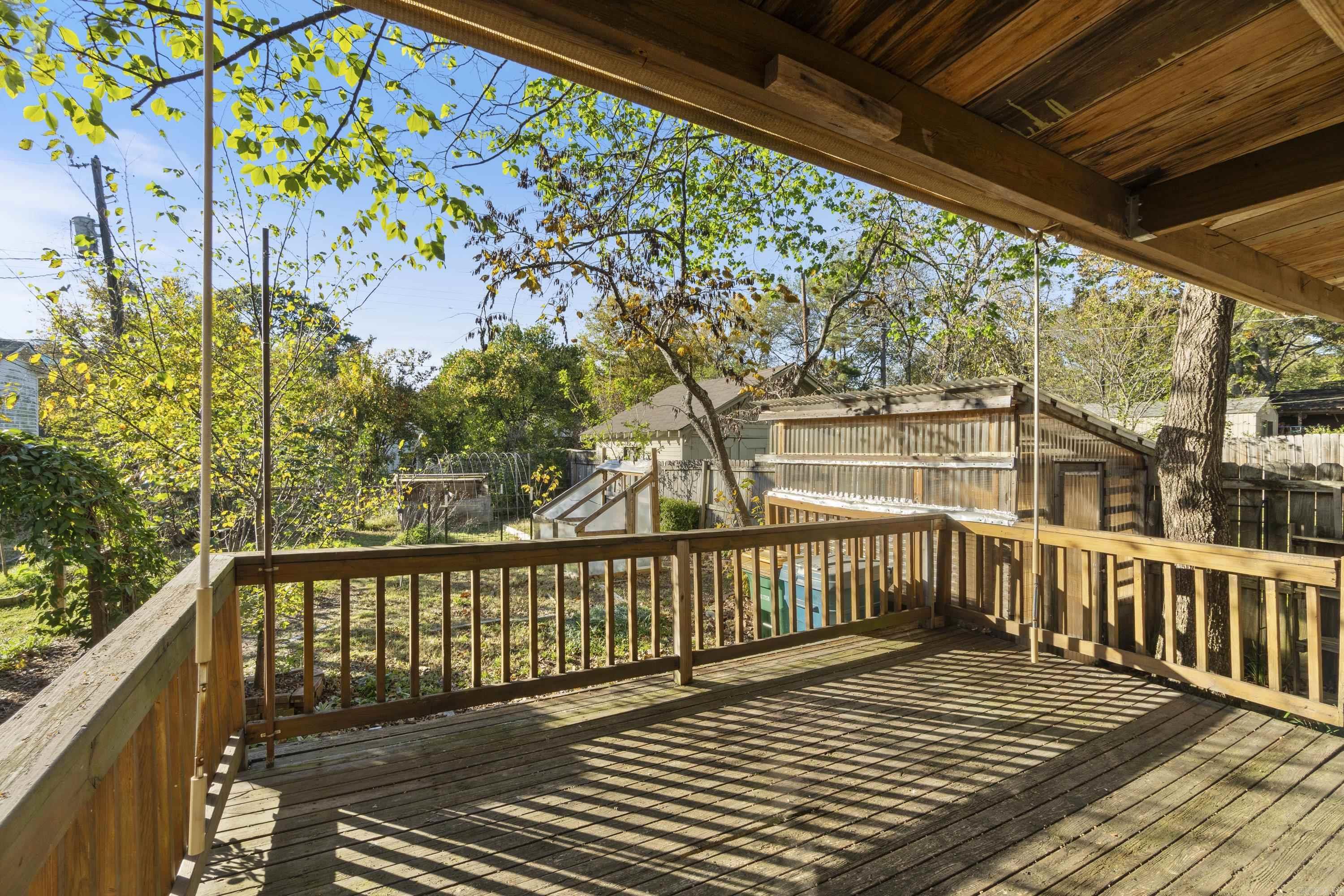 BEACHES - Residential