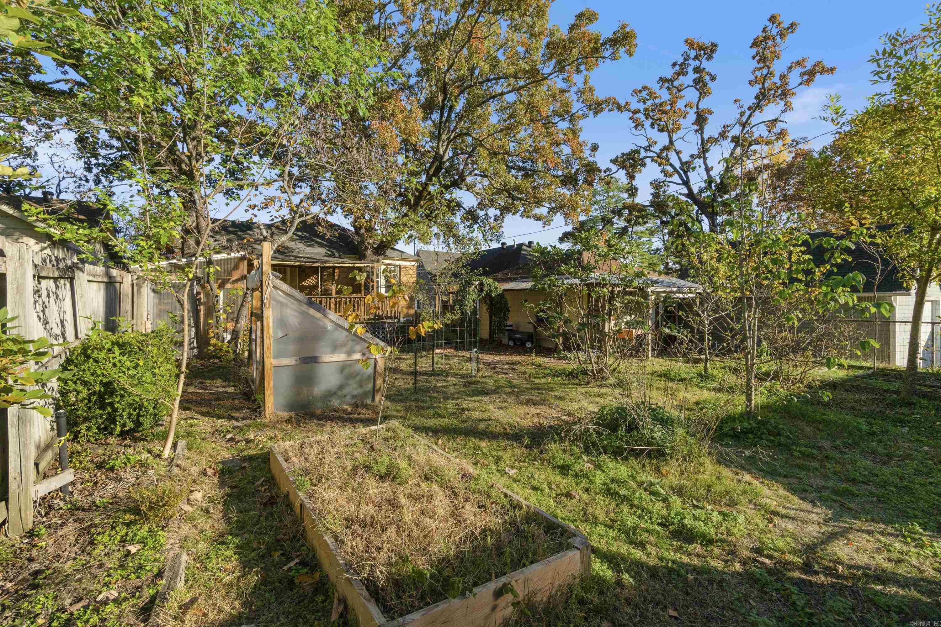 BEACHES - Residential