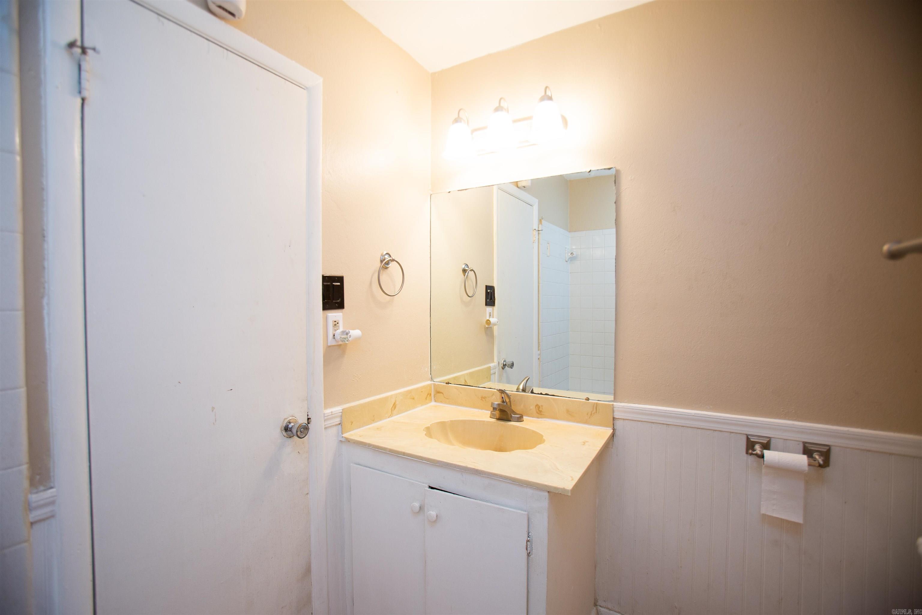 Oak Park - Residential Lease