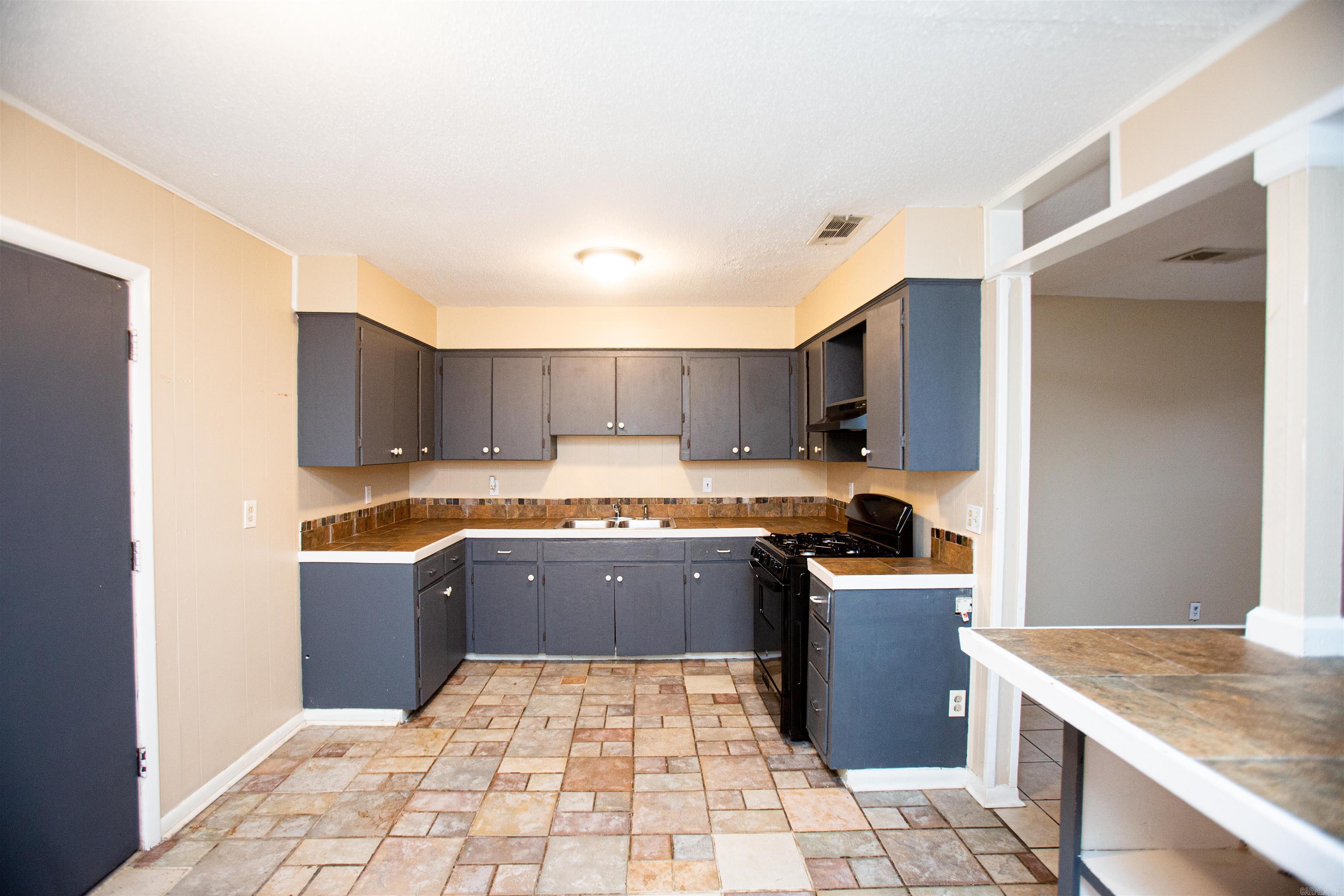 Oak Park - Residential Lease