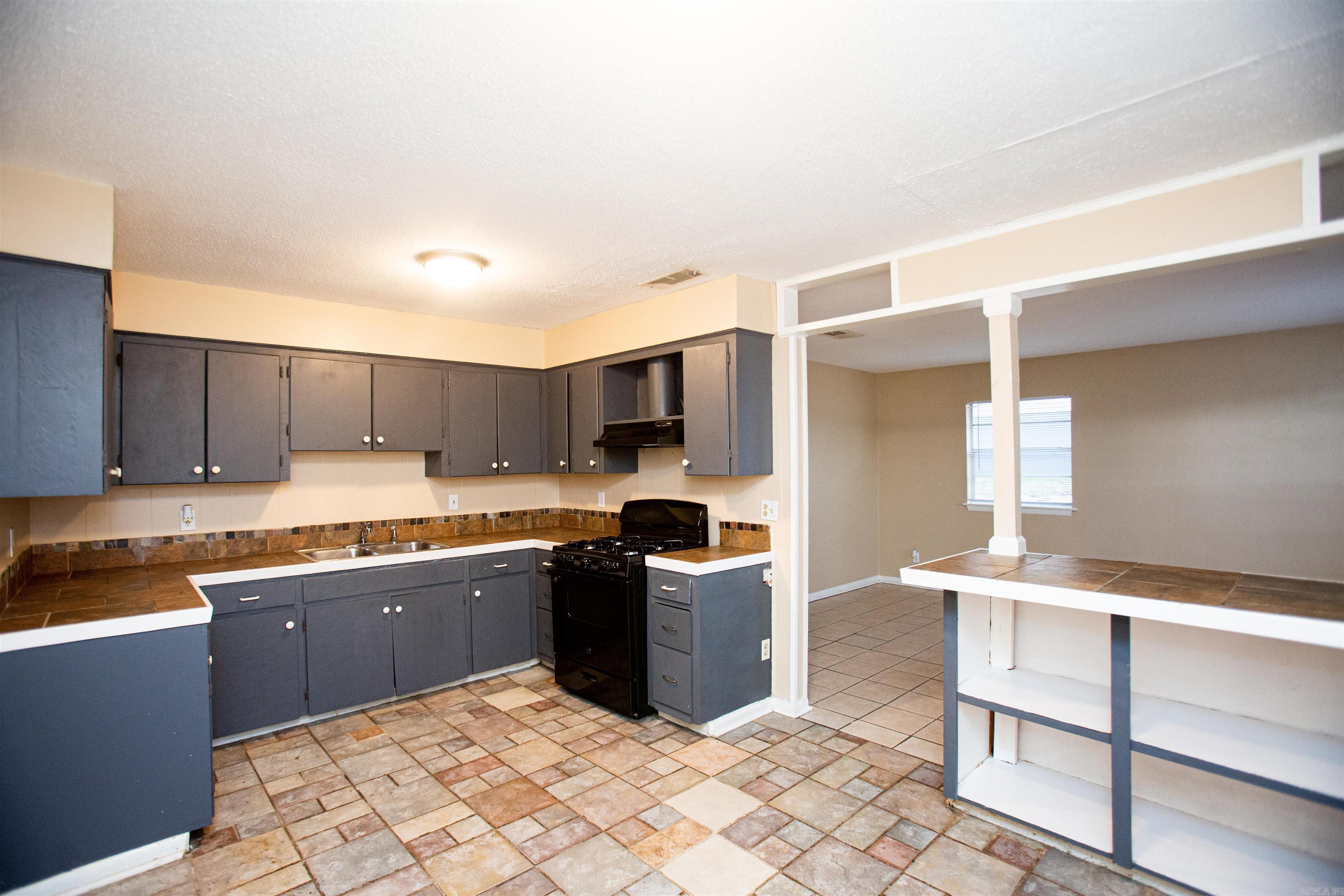 Oak Park - Residential Lease