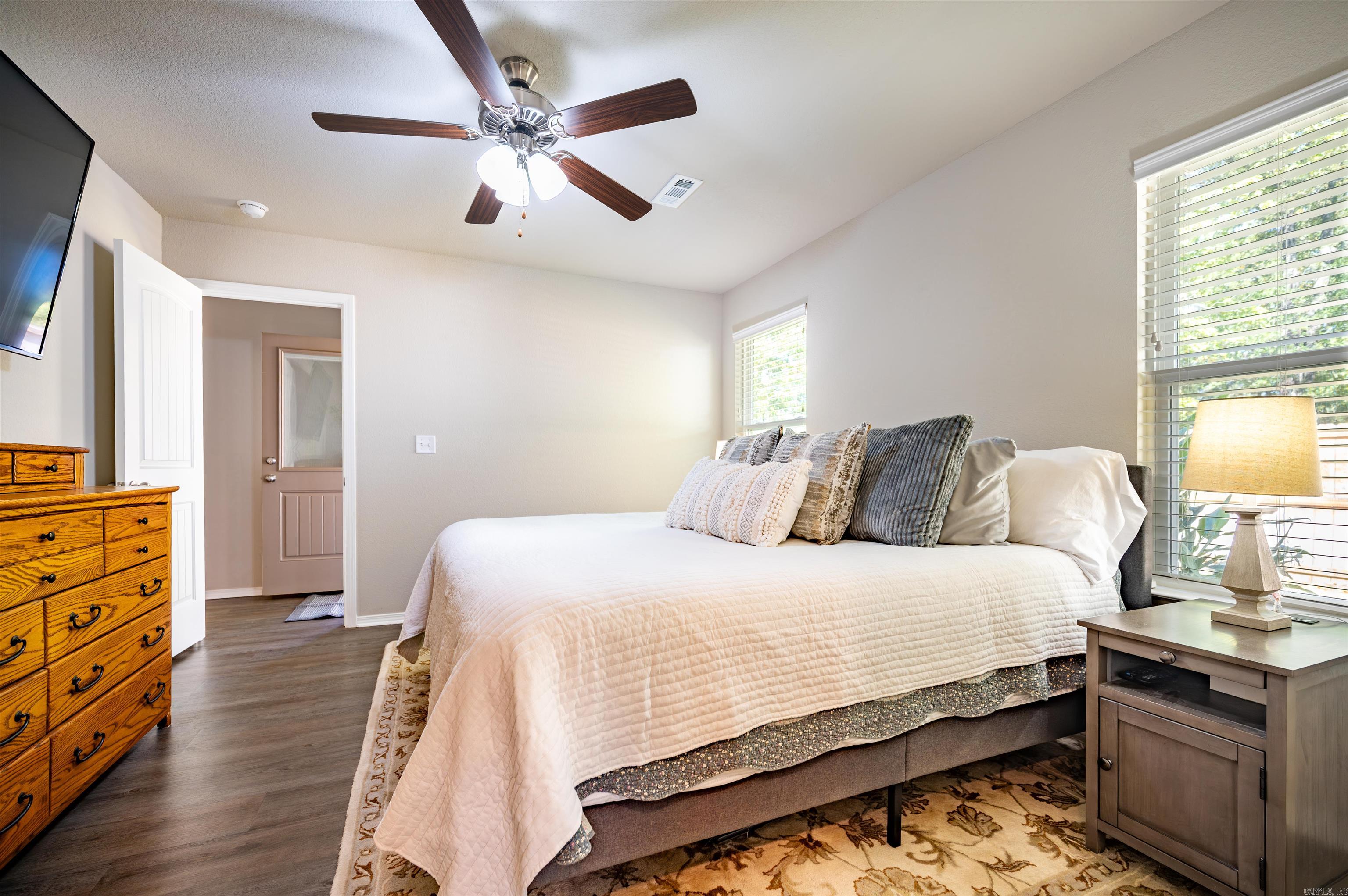 COUNTRY CLUB OF ARK THE - Residential