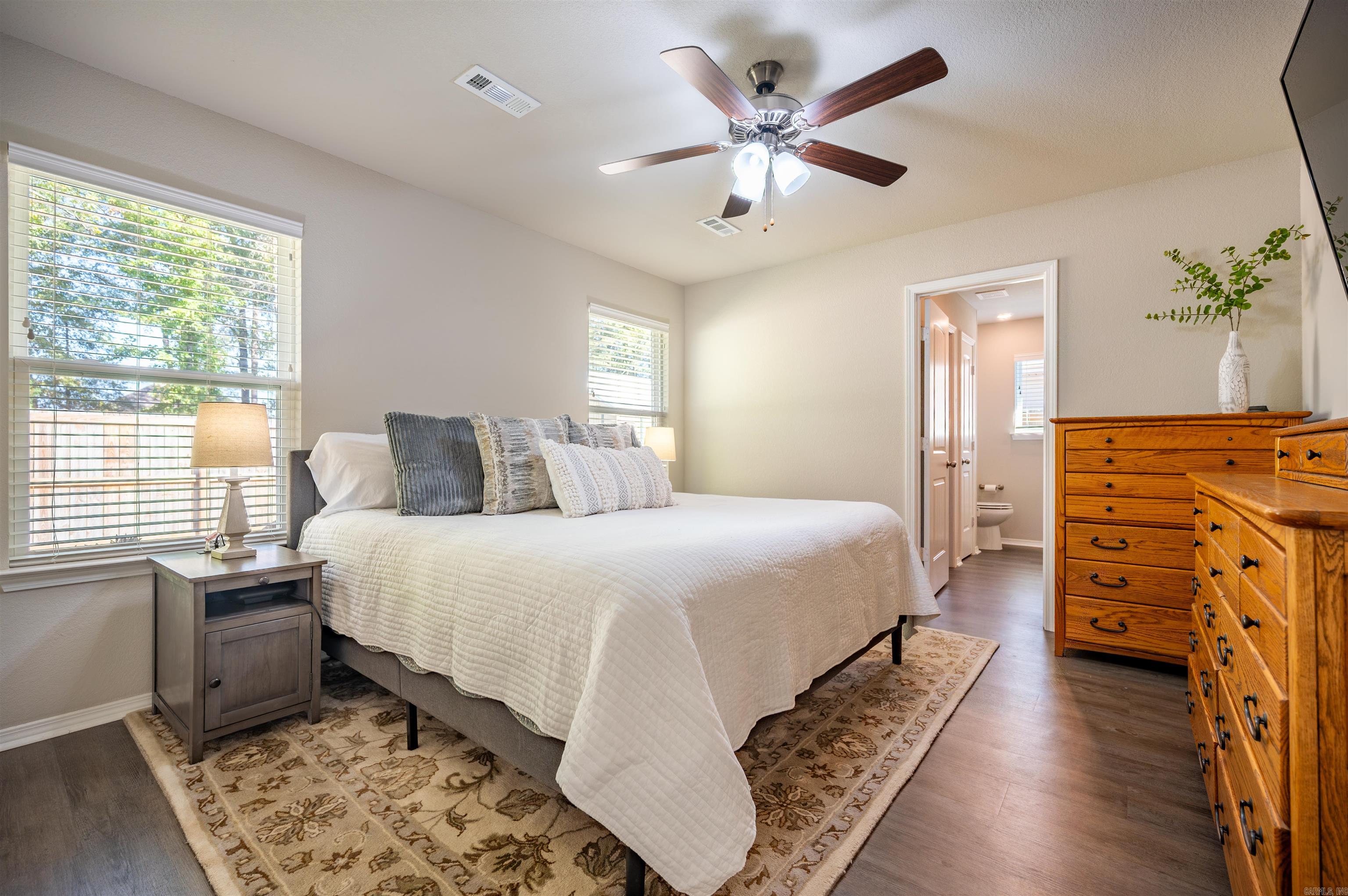 COUNTRY CLUB OF ARK THE - Residential