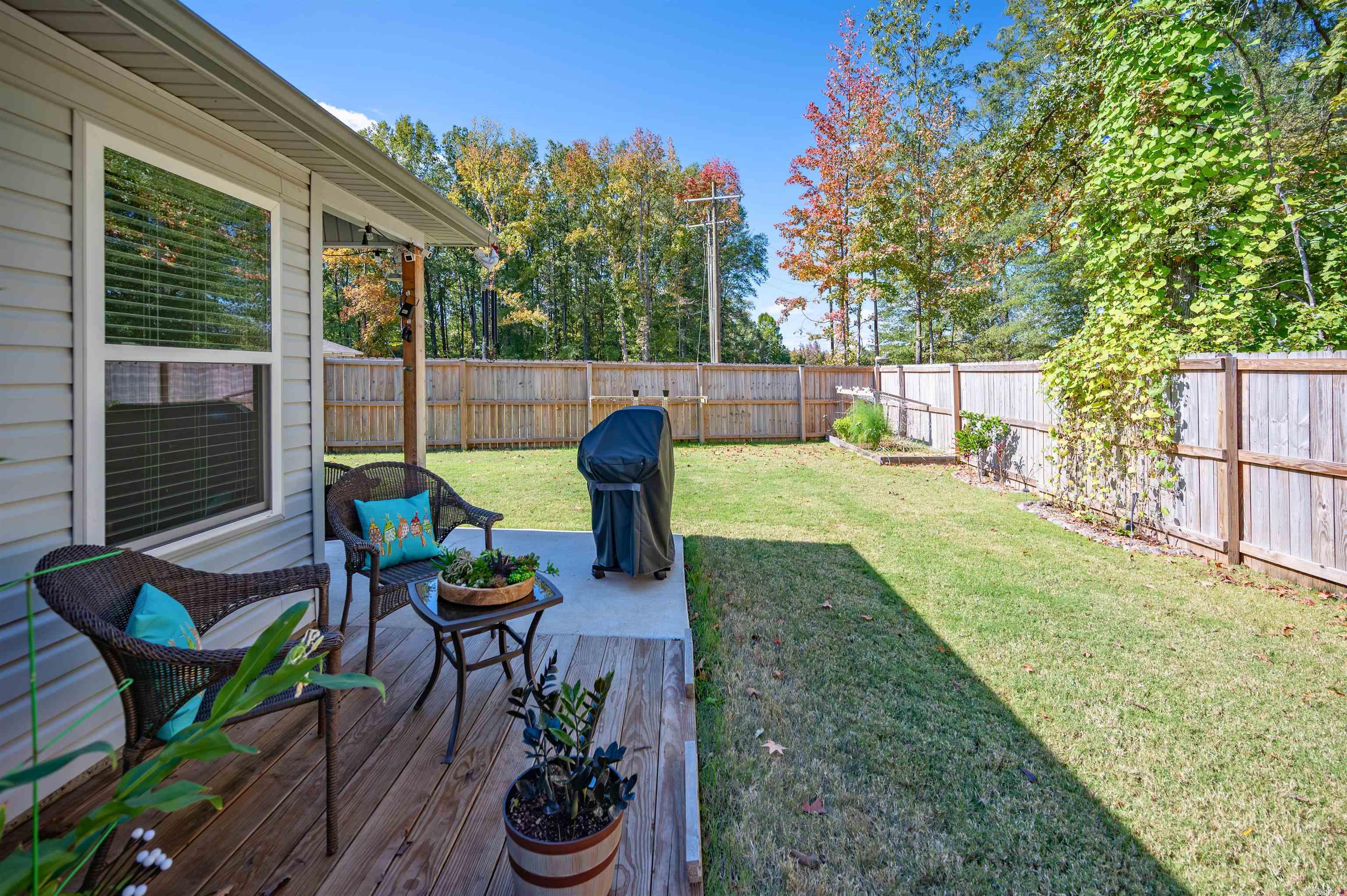 COUNTRY CLUB OF ARK THE - Residential