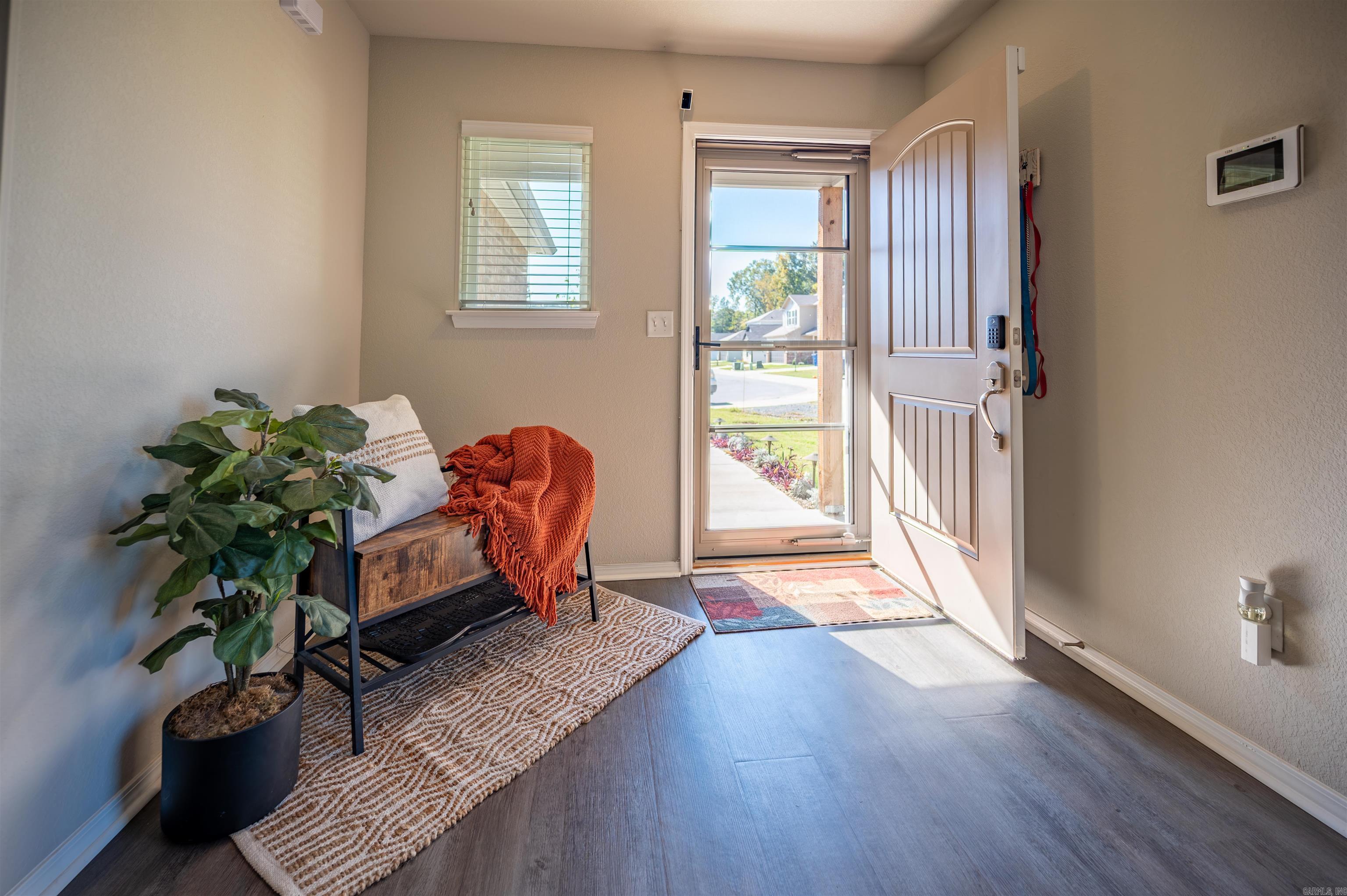 COUNTRY CLUB OF ARK THE - Residential