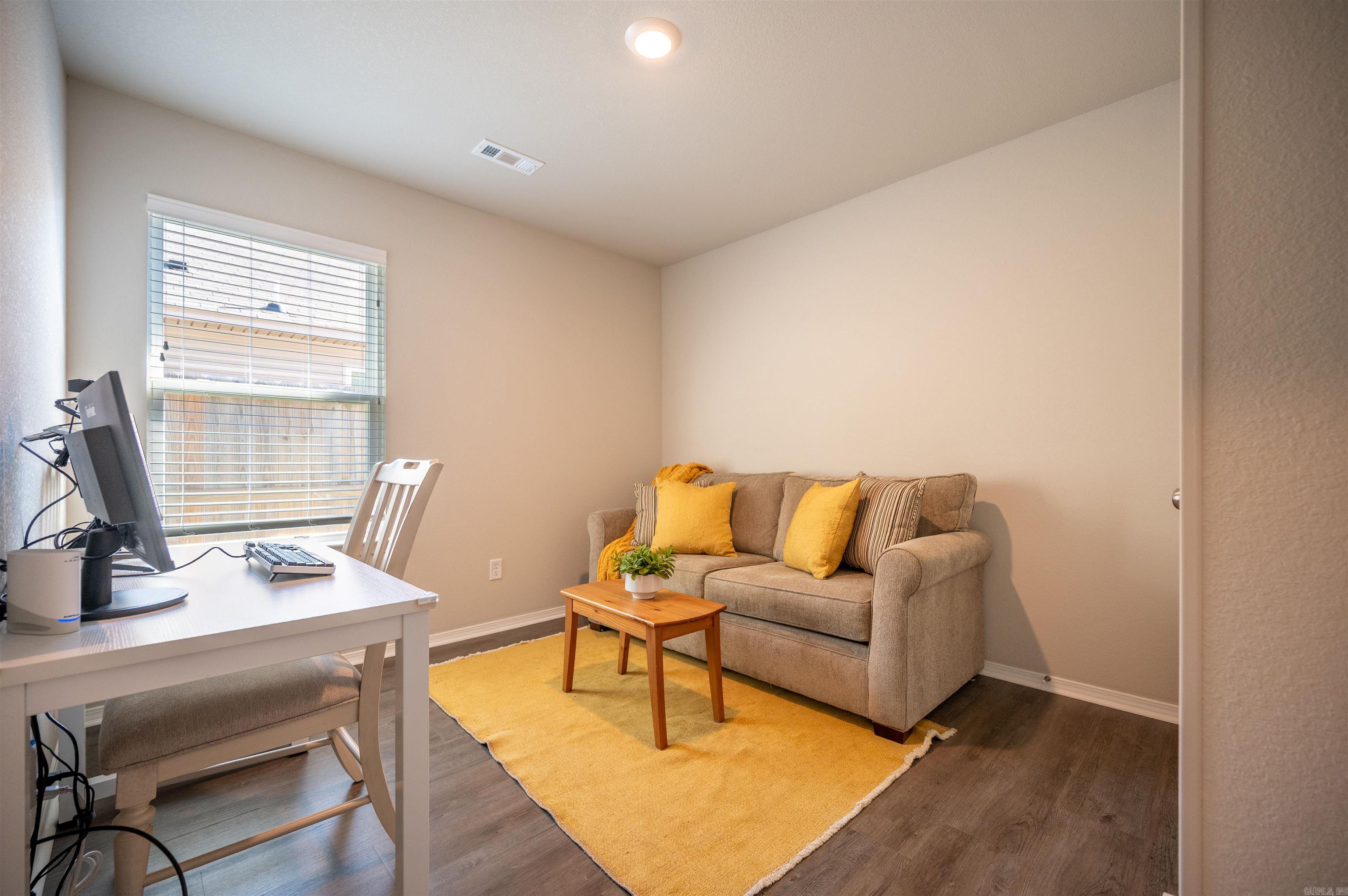 COUNTRY CLUB OF ARK THE - Residential