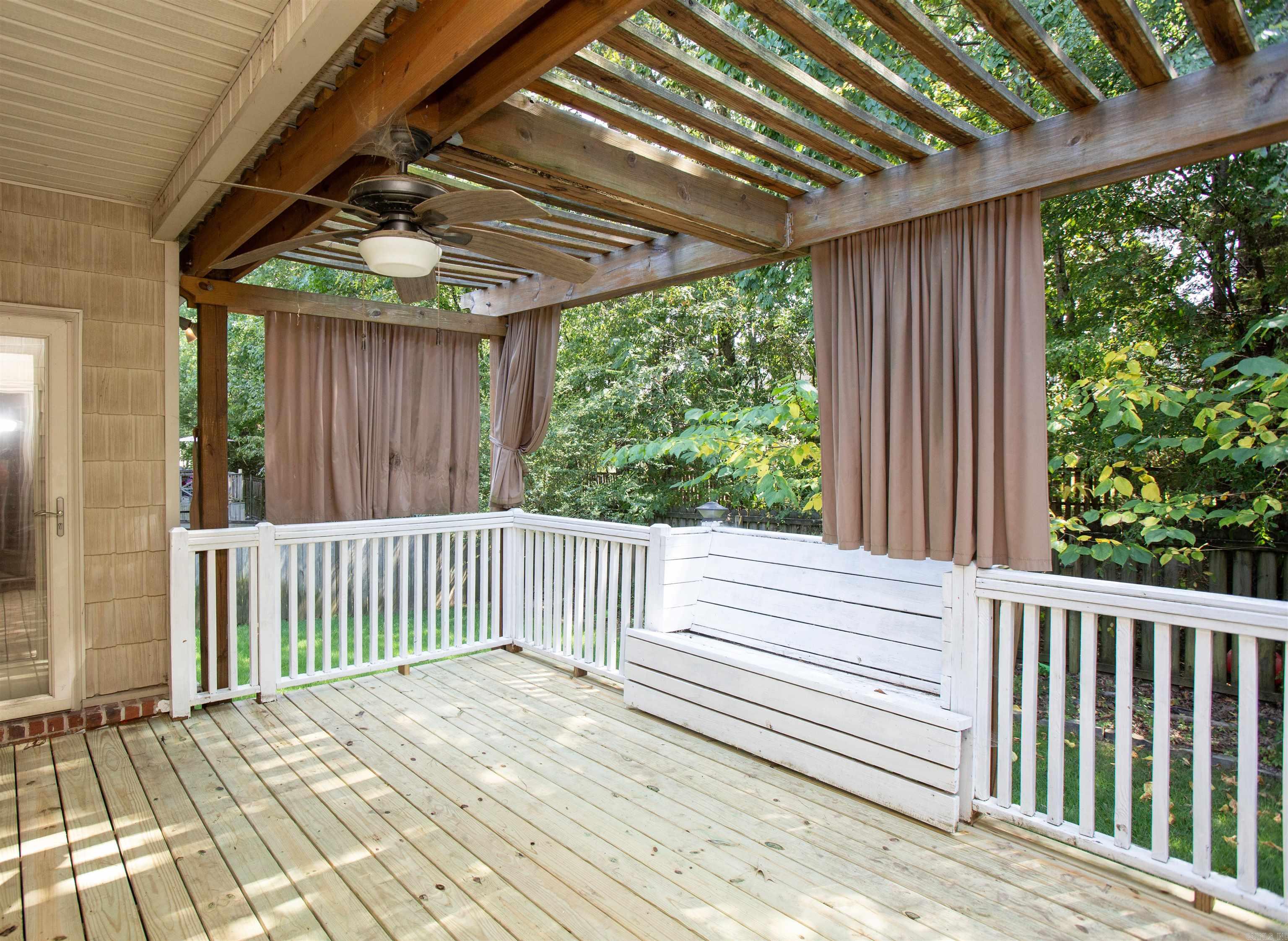 Woodlands Edge - Residential Lease