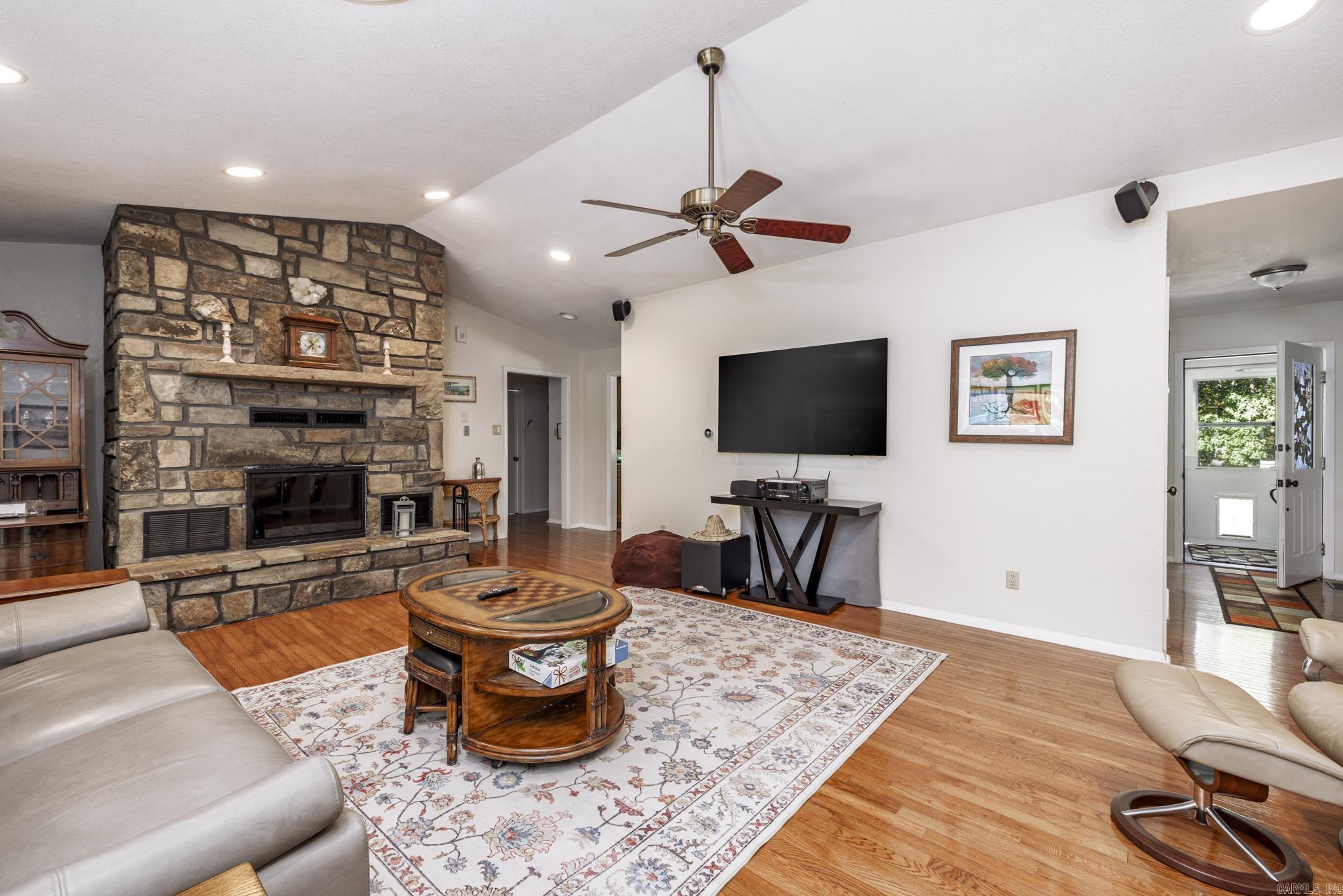 GALICIA - Residential