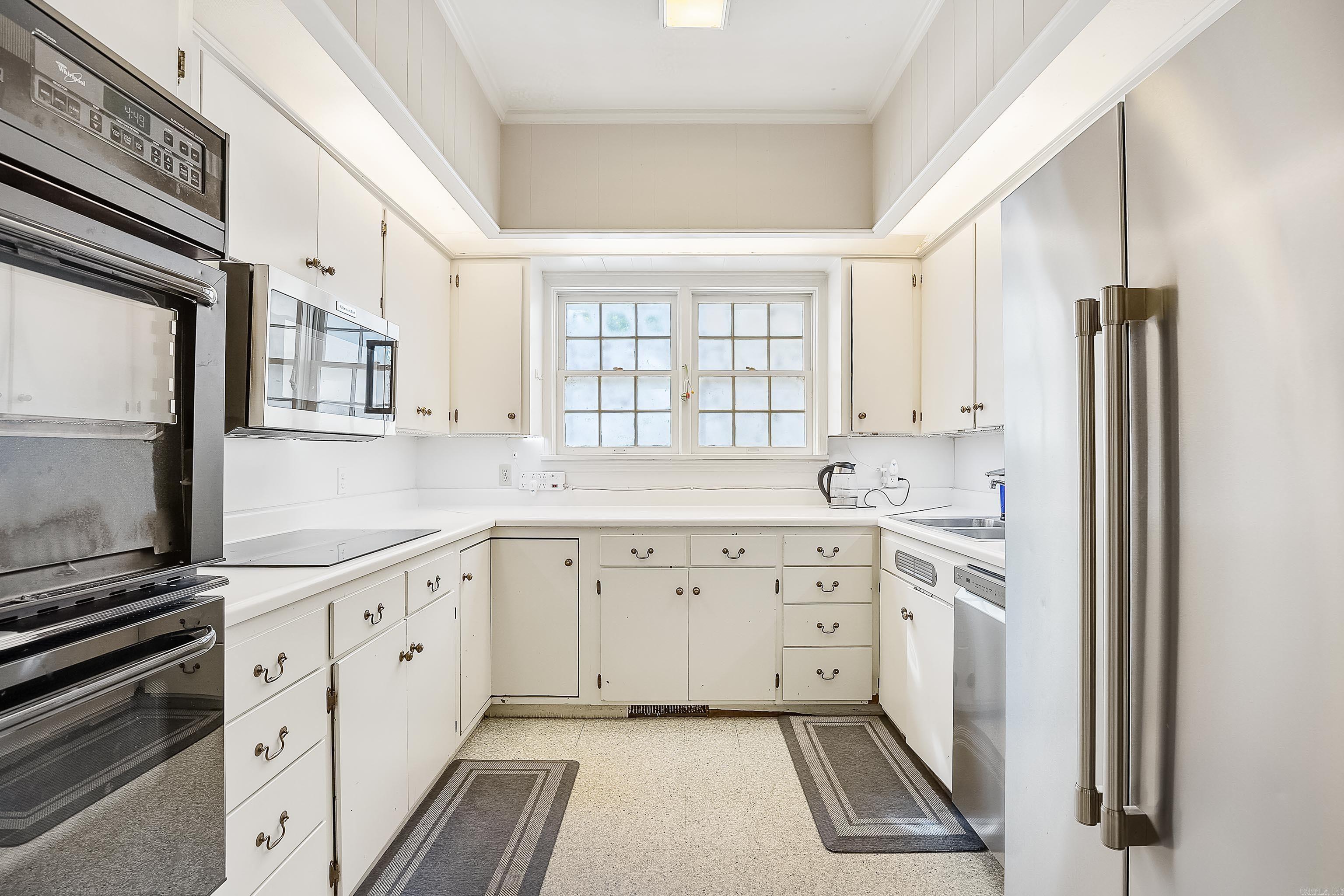 NEWPORT LAND & IMP CO - Residential