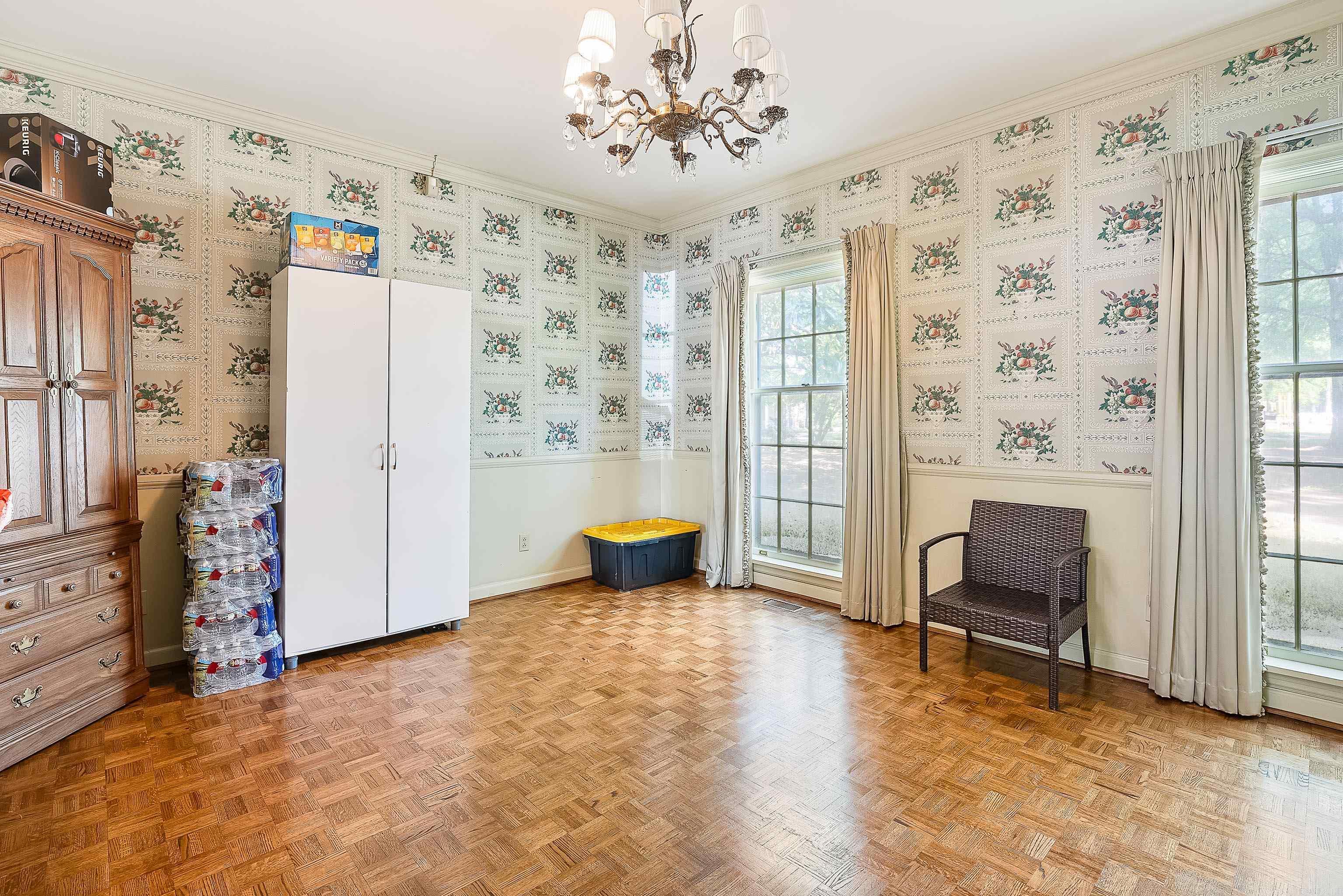 NEWPORT LAND & IMP CO - Residential