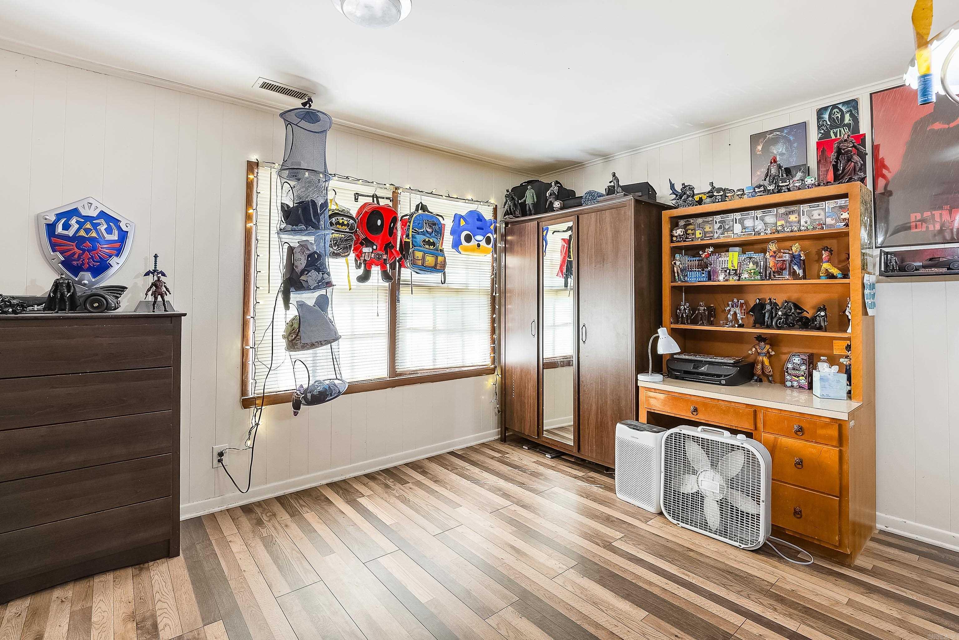 NEWPORT LAND & IMP CO - Residential