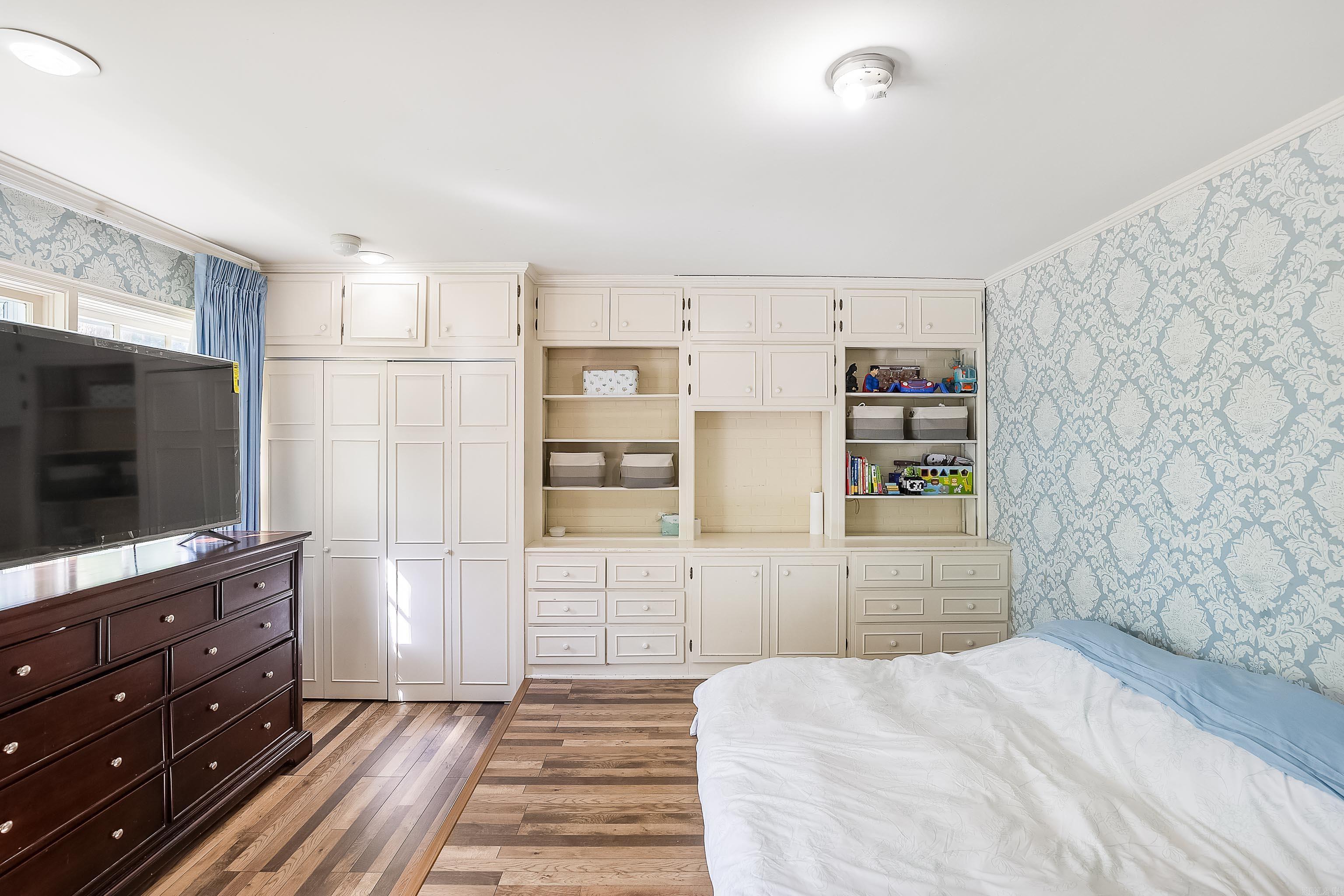 NEWPORT LAND & IMP CO - Residential