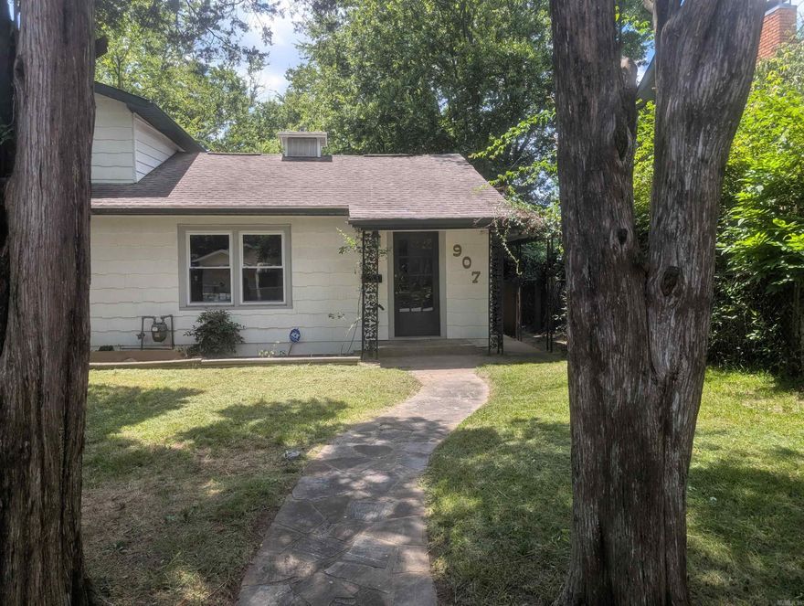 A cute 1400 sq ft cottage home in a quiet neighborhood with off street parking.  You will love the large rooms and refinished hard wood flooring. The kitchen overlooks the front living area and leads into a separate eating area.  The large and fenced back yard provides opportunities to try your hand at gardening and room for children and pets.  Conveniently located close to shopping and the downtown area.  Refrigerator conveys with the home.