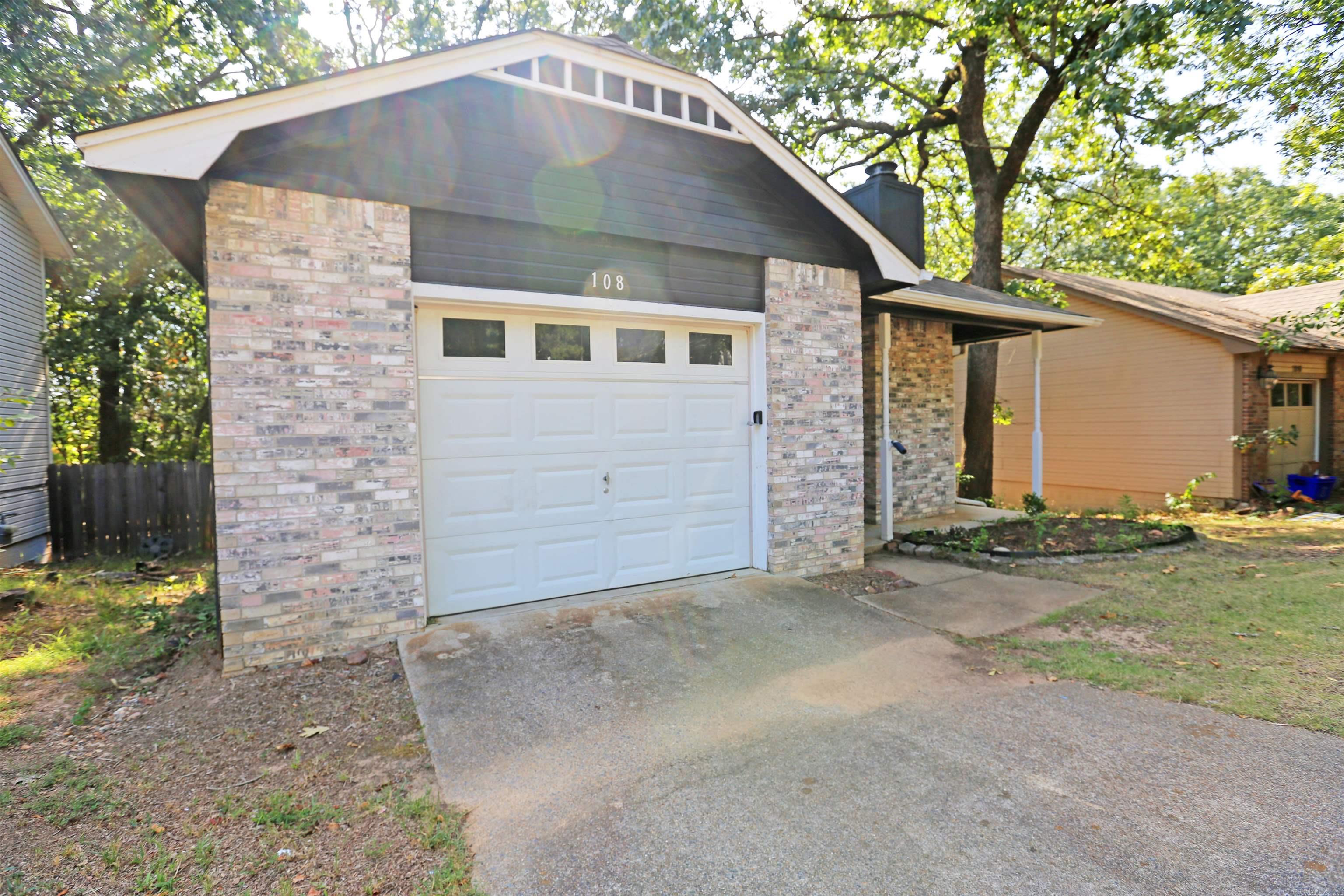 ROLLING OAKS - Residential