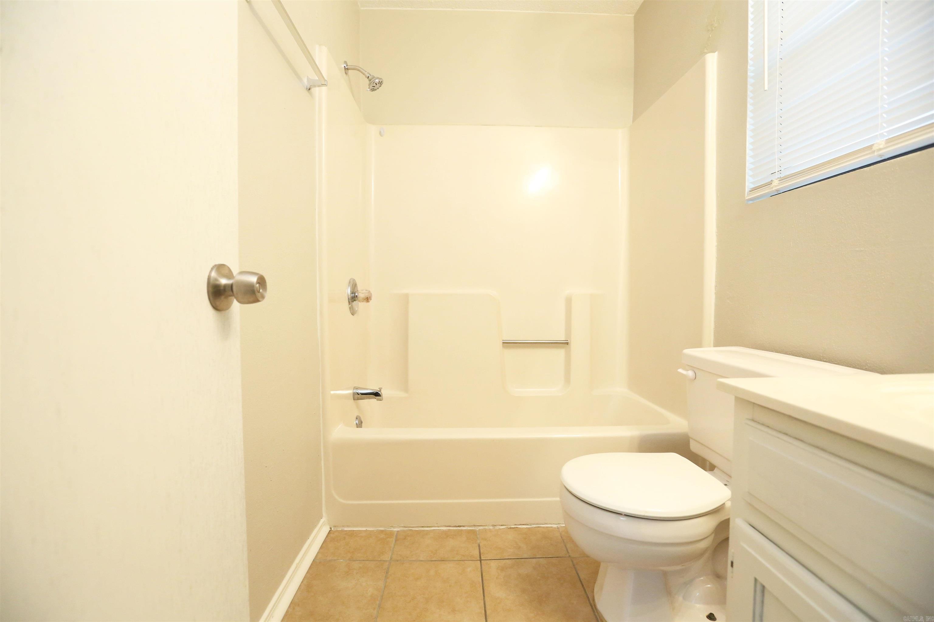 ROLLING OAKS - Residential