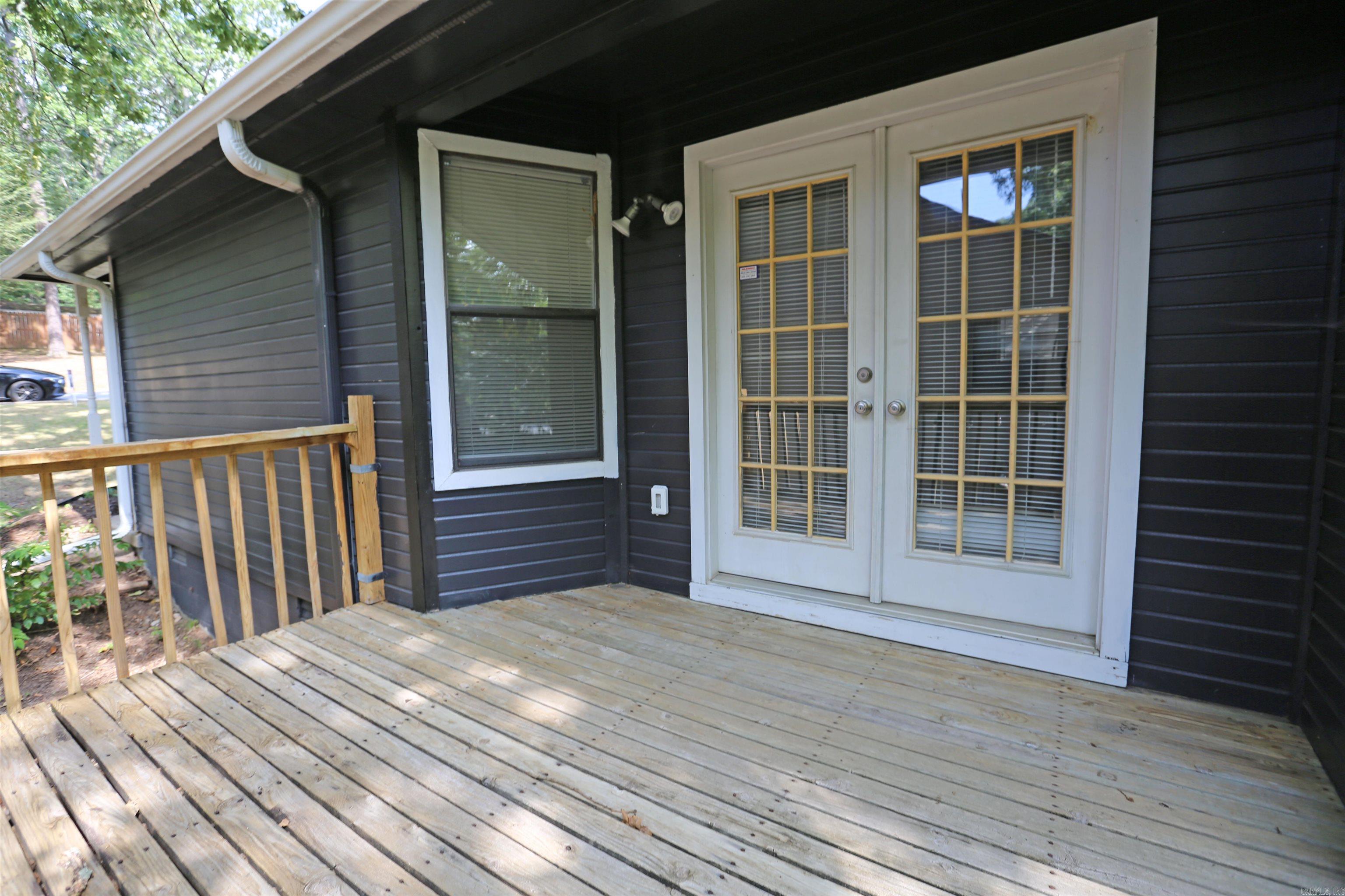 ROLLING OAKS - Residential