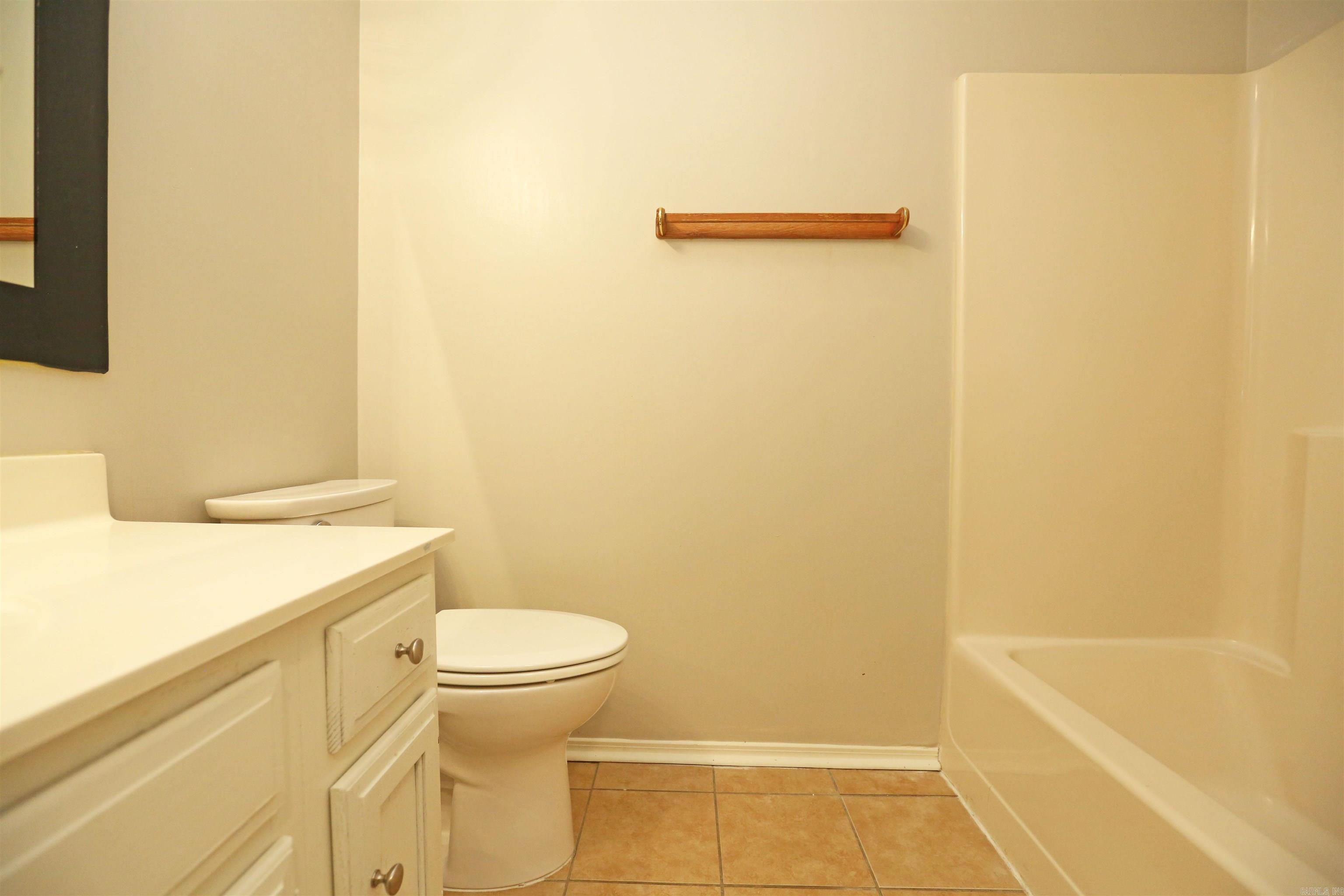 ROLLING OAKS - Residential