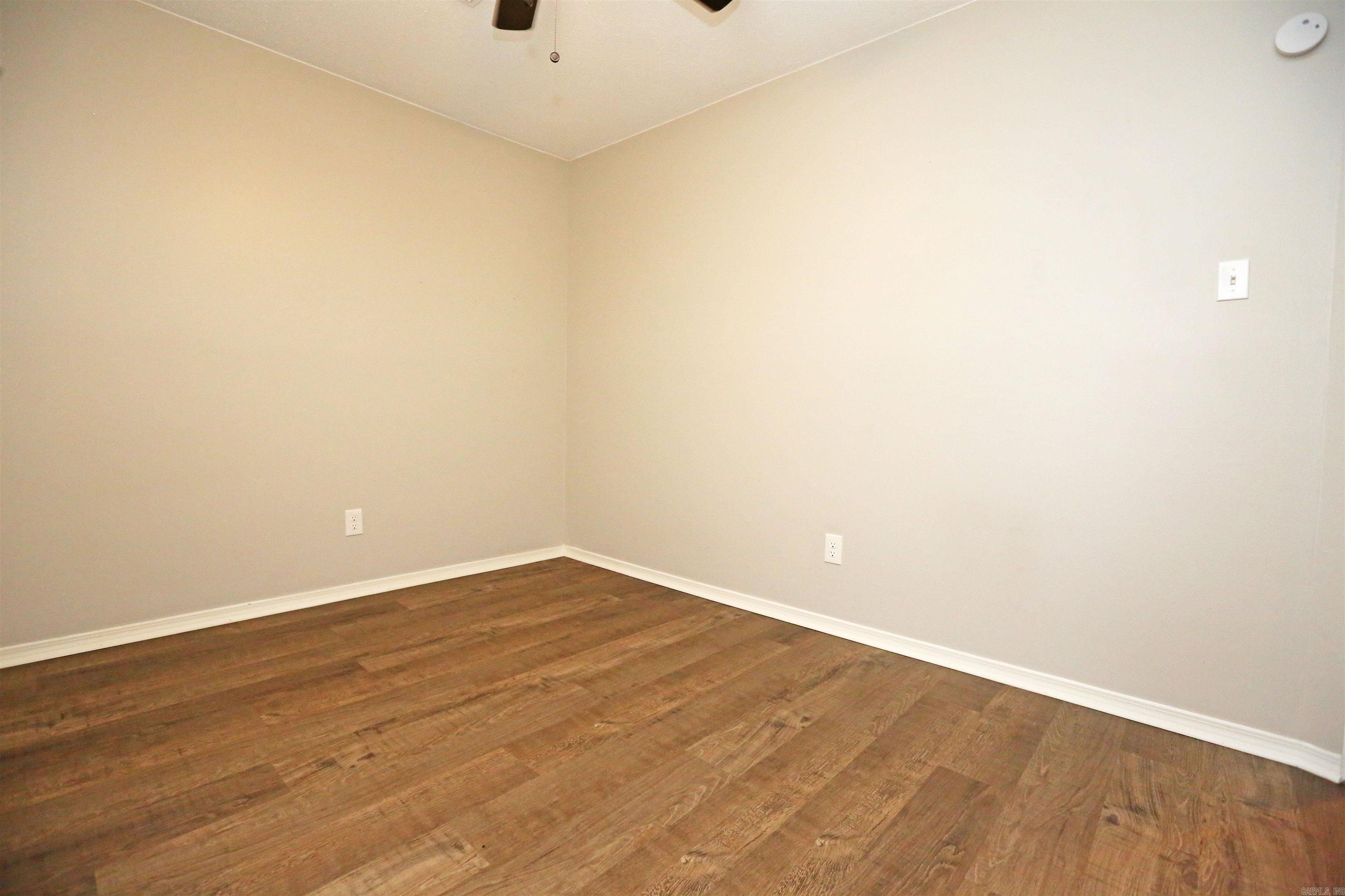 ROLLING OAKS - Residential