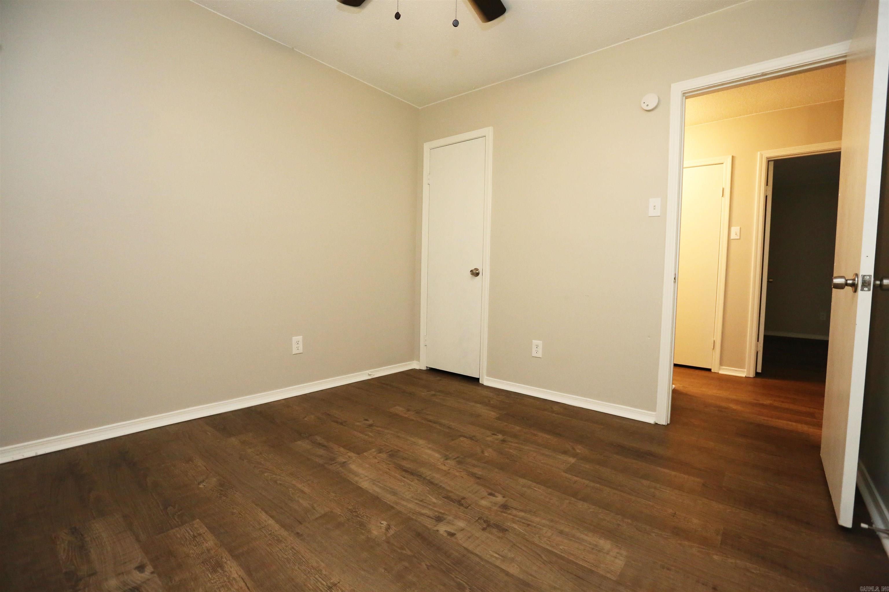 ROLLING OAKS - Residential