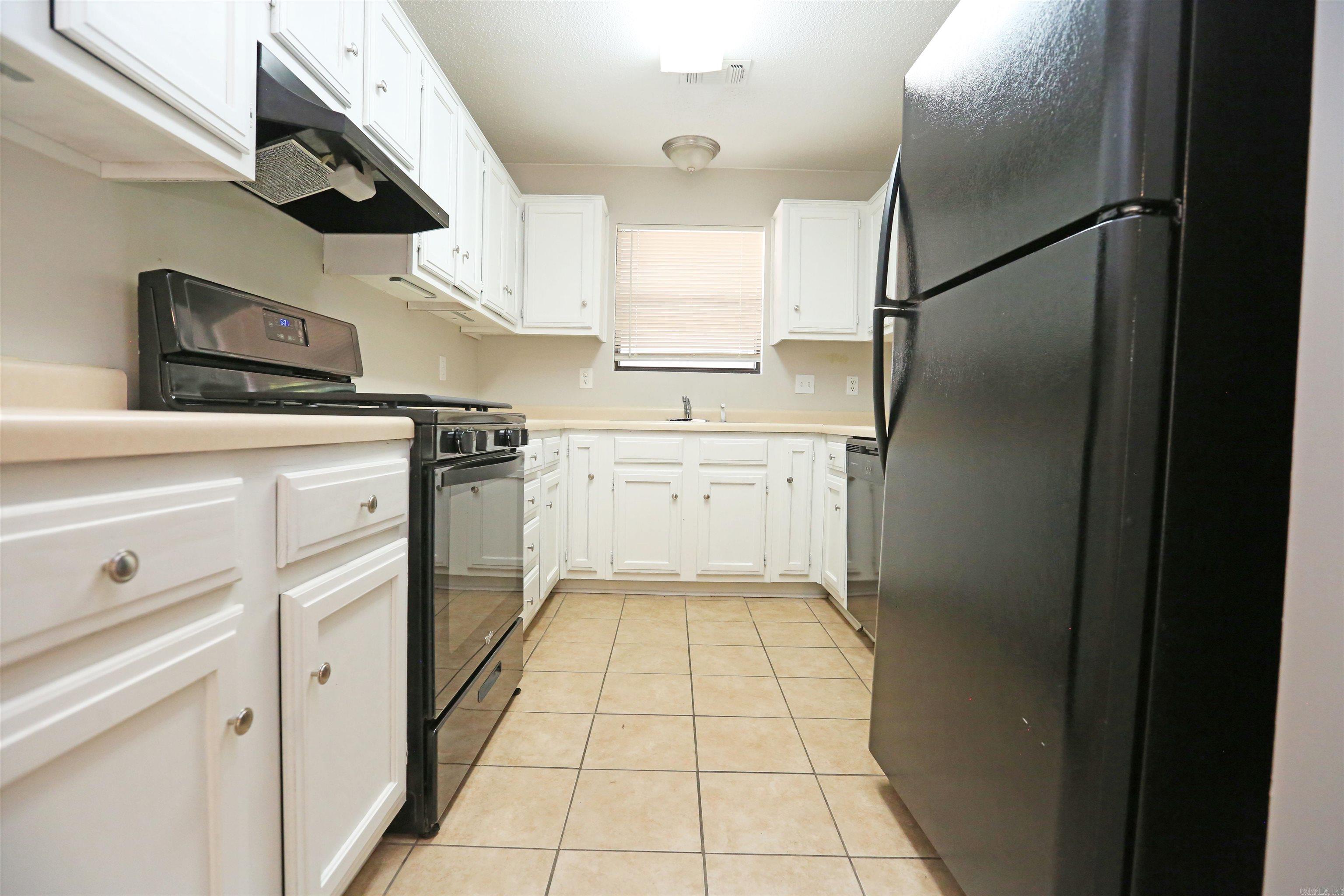 ROLLING OAKS - Residential