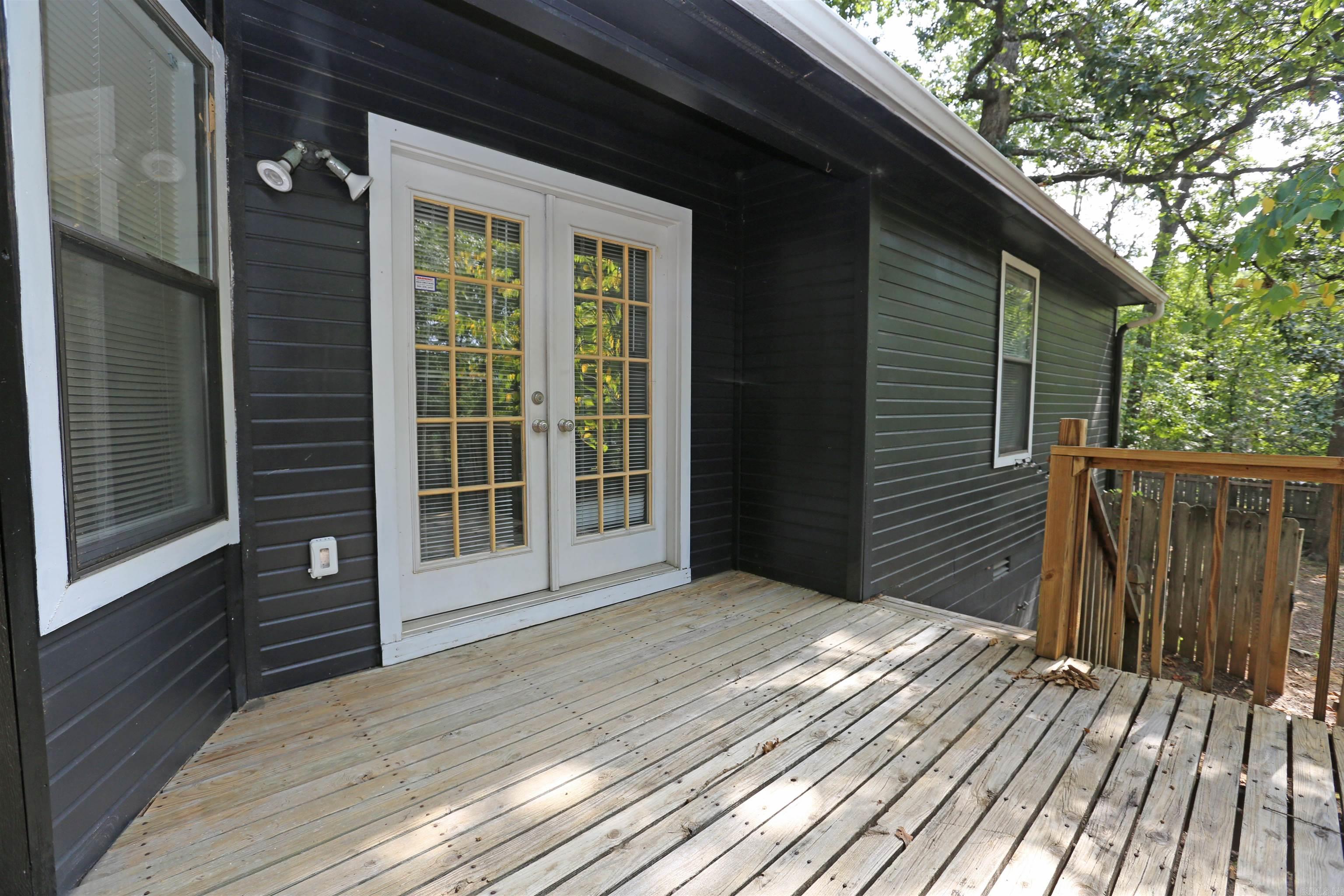 ROLLING OAKS - Residential