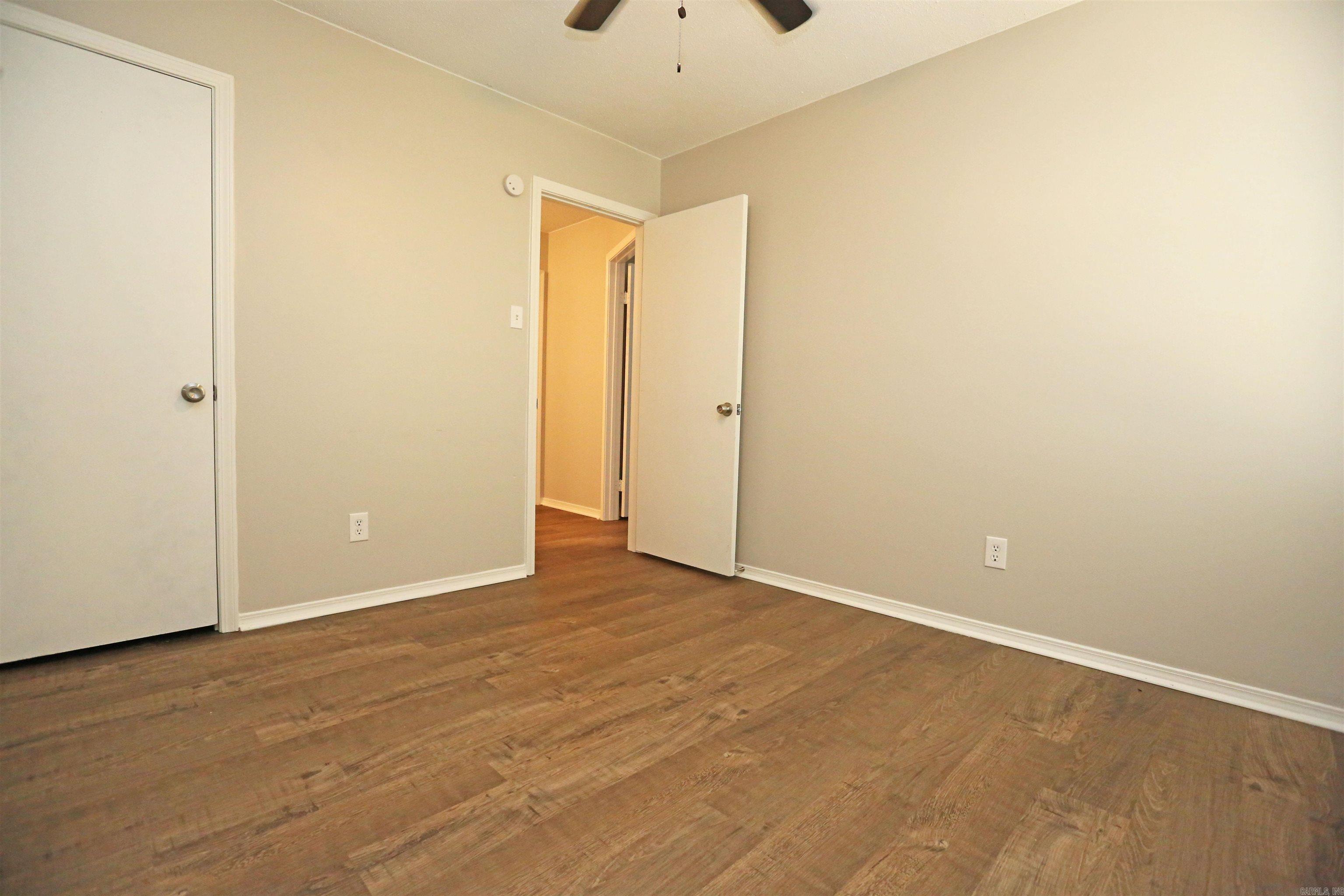 ROLLING OAKS - Residential