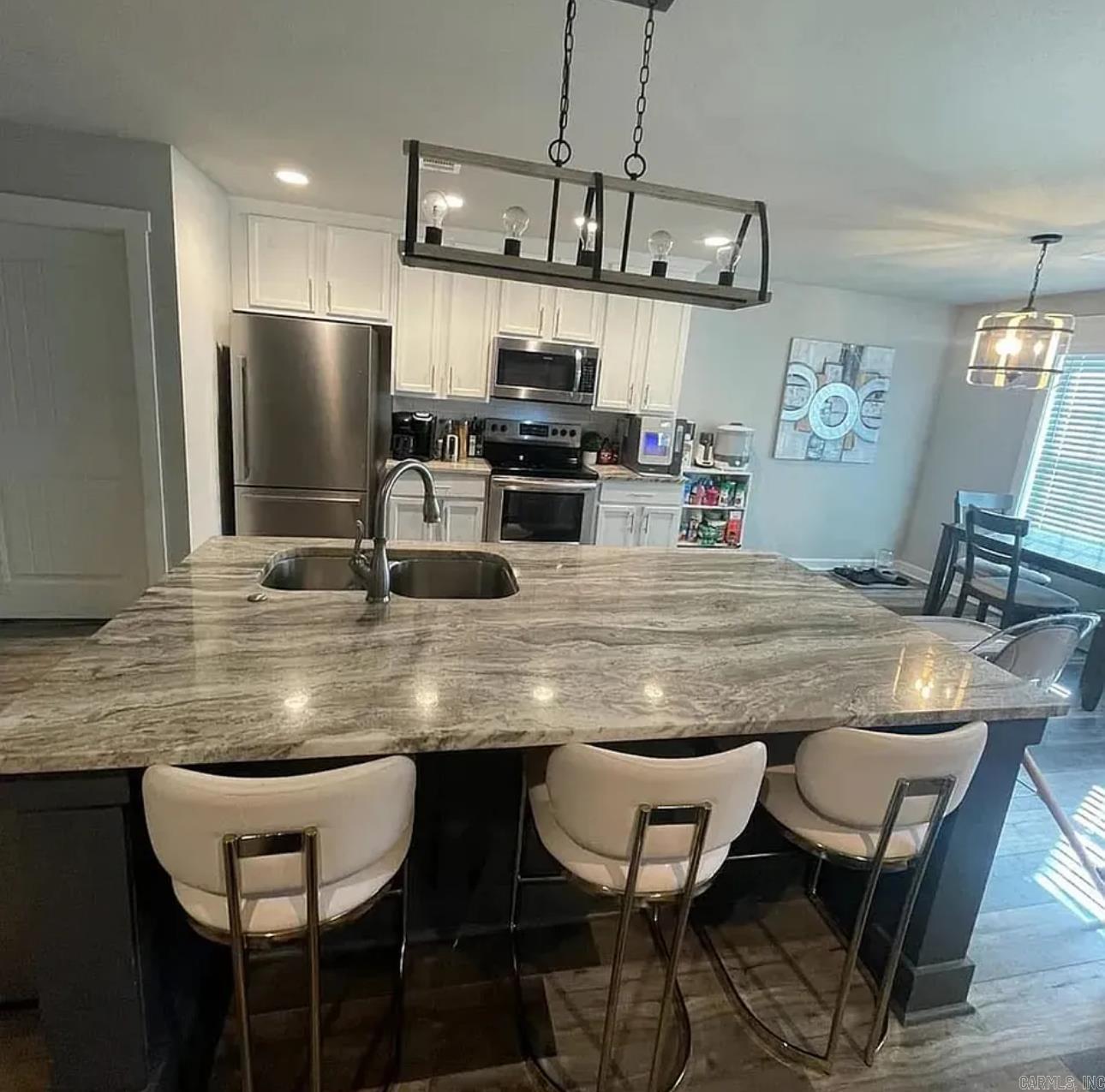 PLANTATION HILLS - Residential