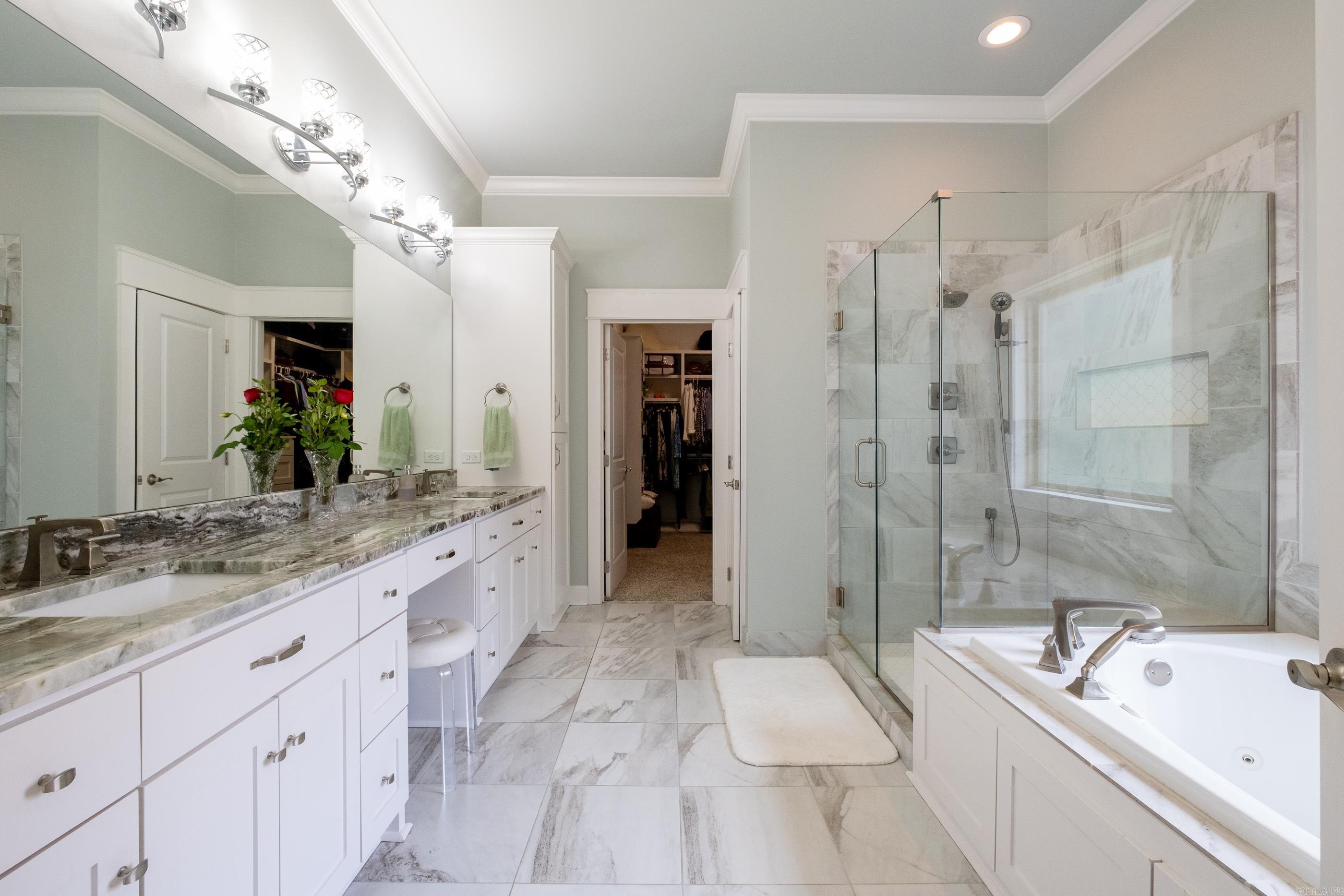 CHENAL VALLEY "MIRABEL COURT" - Residential