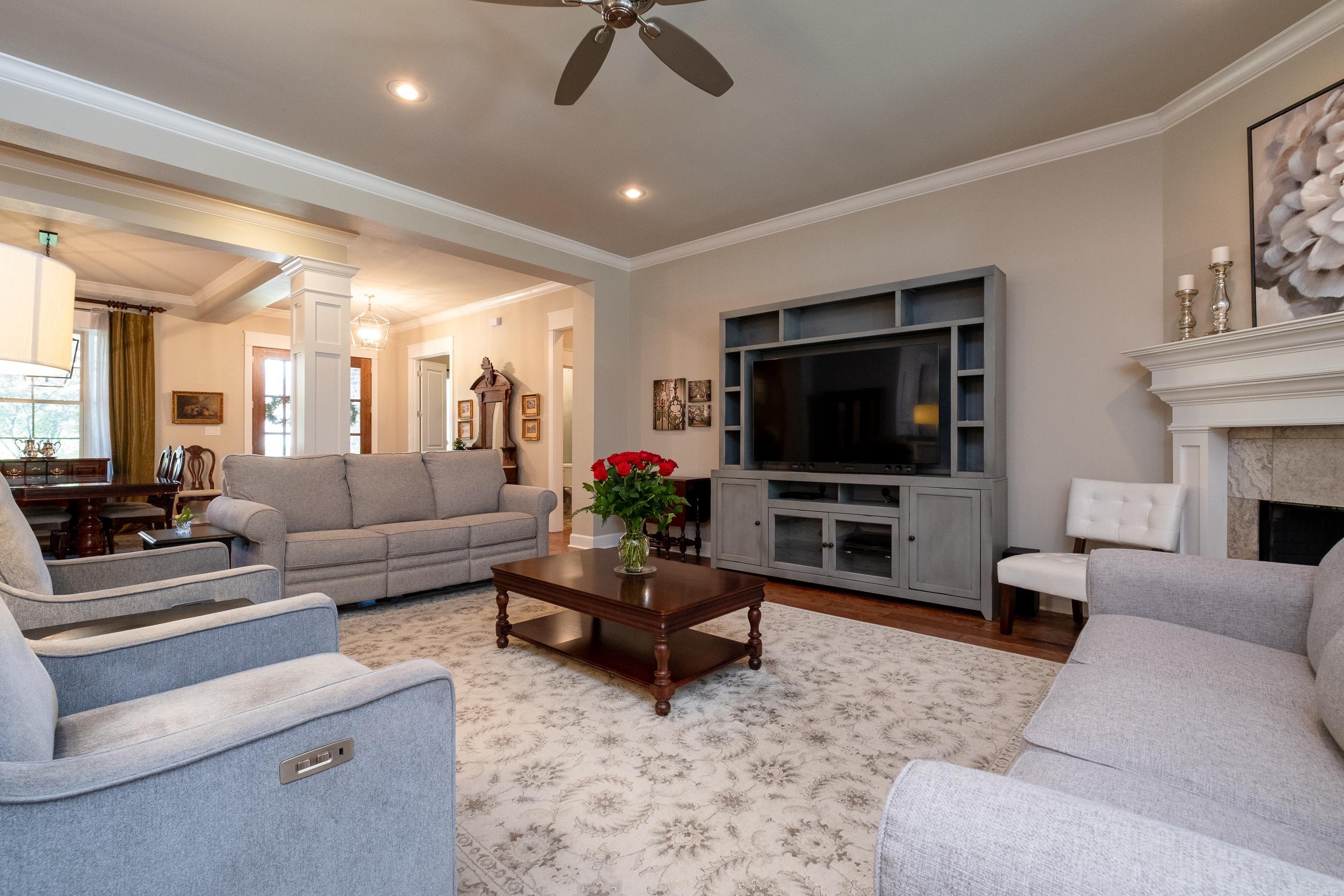 CHENAL VALLEY "MIRABEL COURT" - Residential