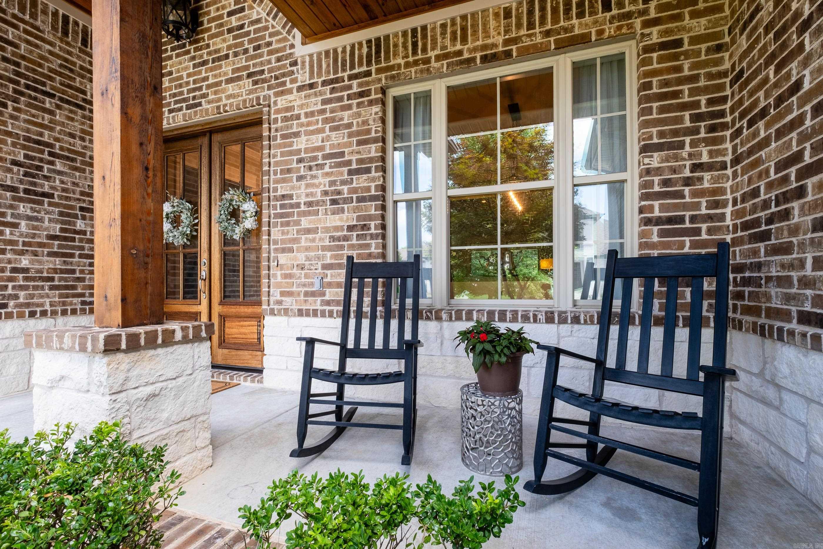 CHENAL VALLEY "MIRABEL COURT" - Residential