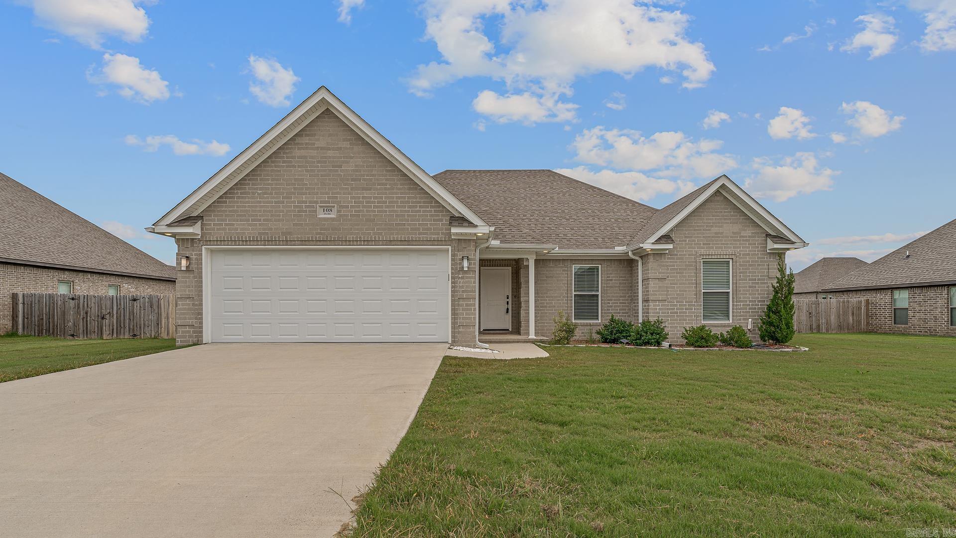 GATLIN CROSSING AT WHISPERING HI - Residential
