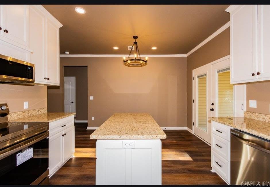 WOODBRIDGE - Residential