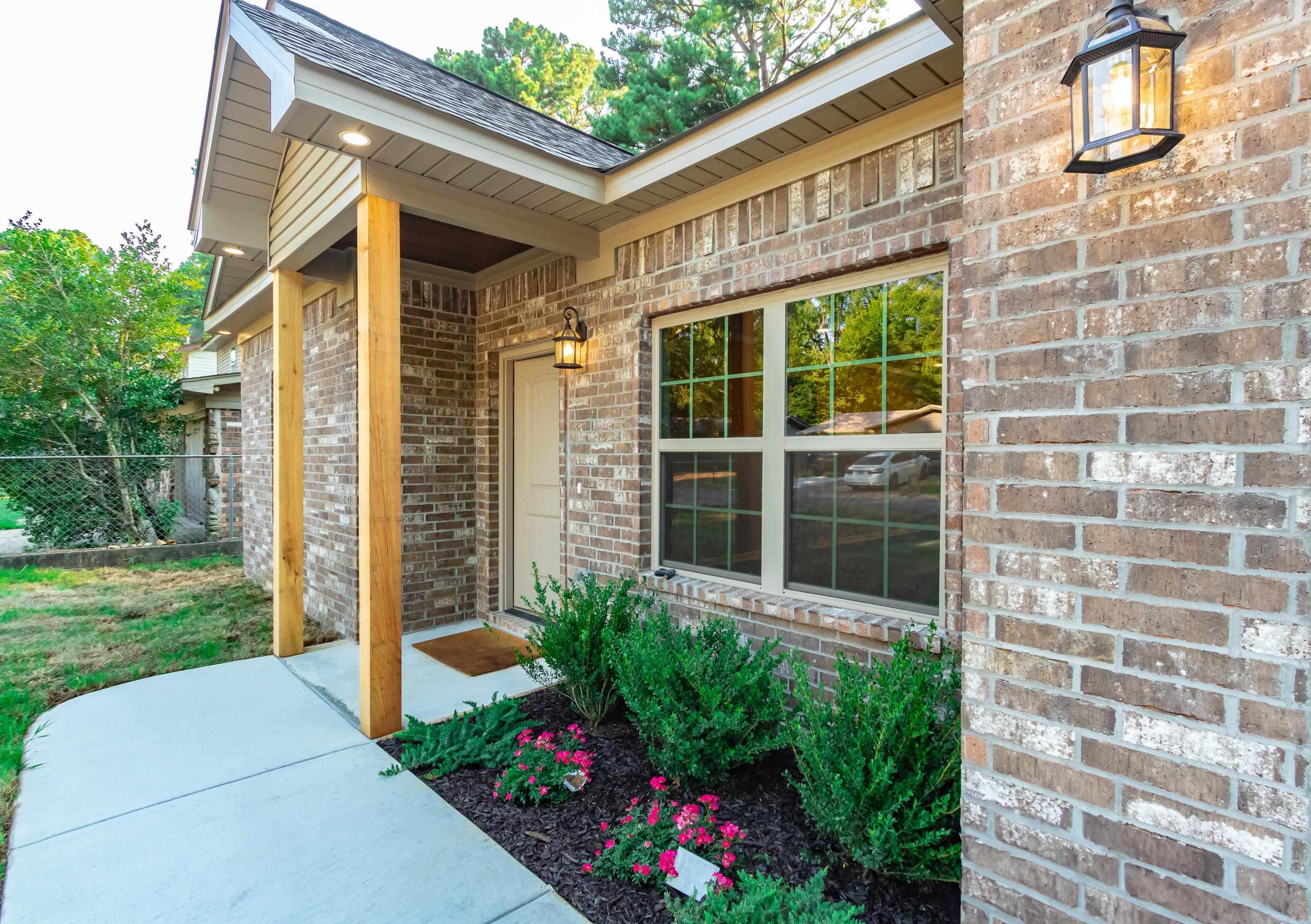 WOODBRIDGE - Residential