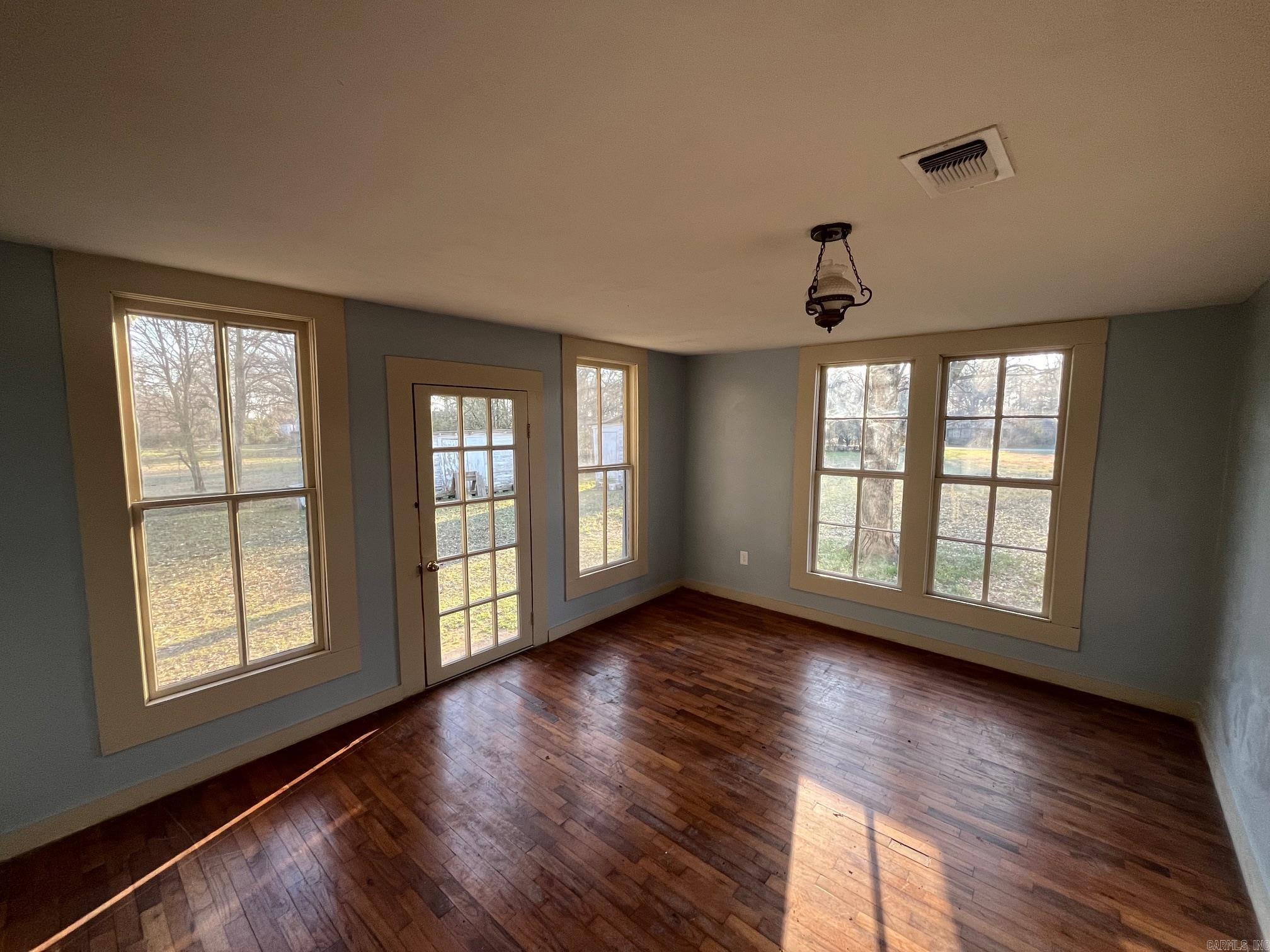 Metes & Bounds - Residential