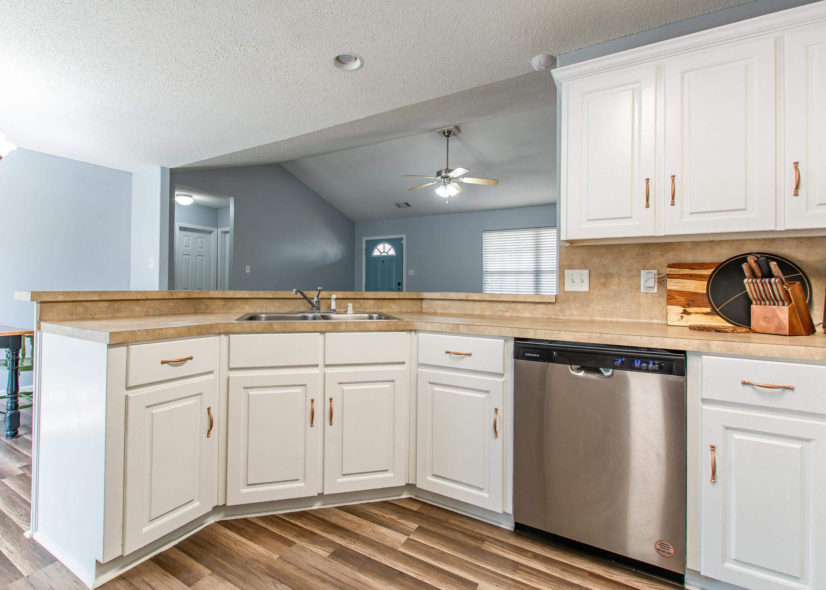 SANDALWOOD - Residential