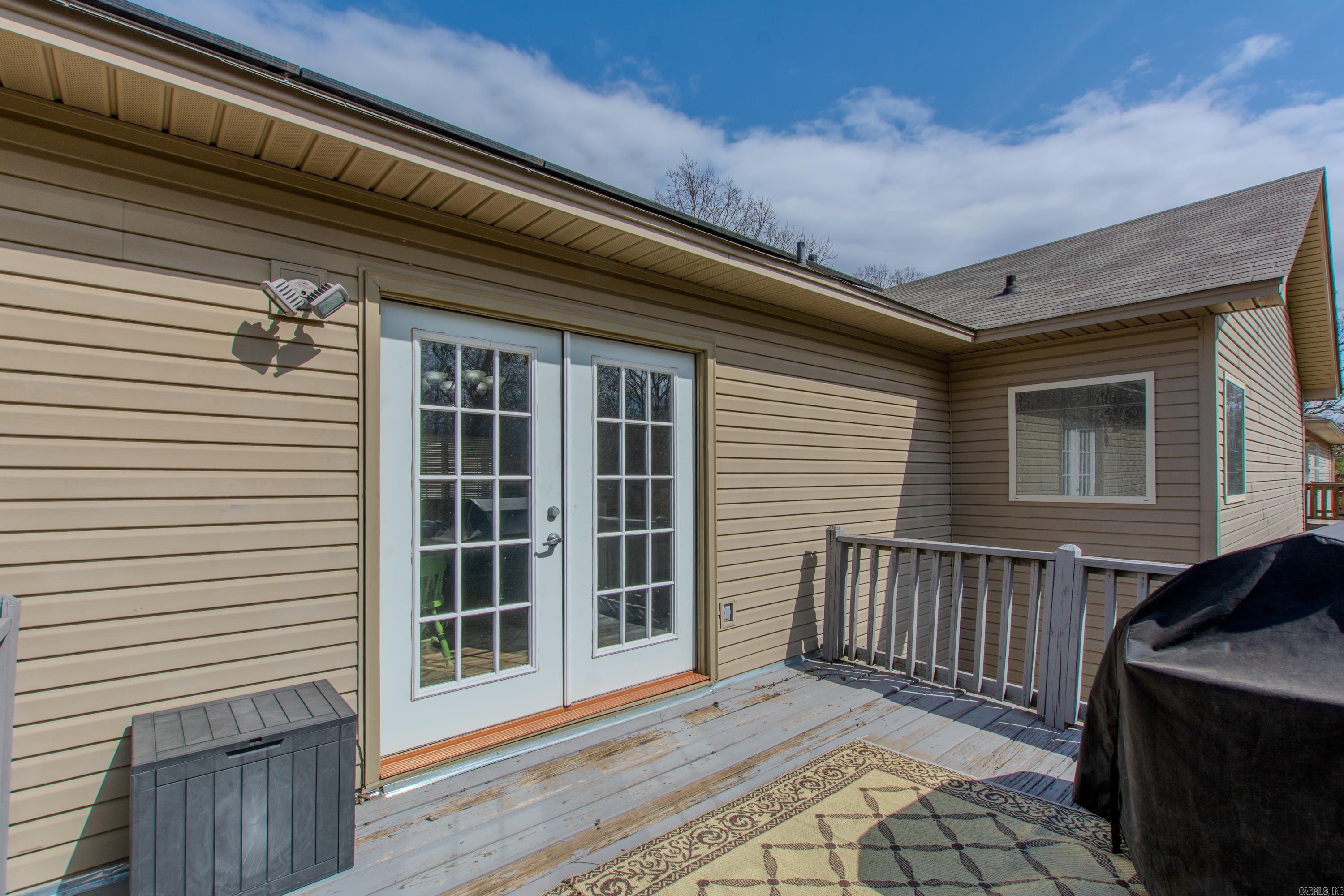 SANDALWOOD - Residential