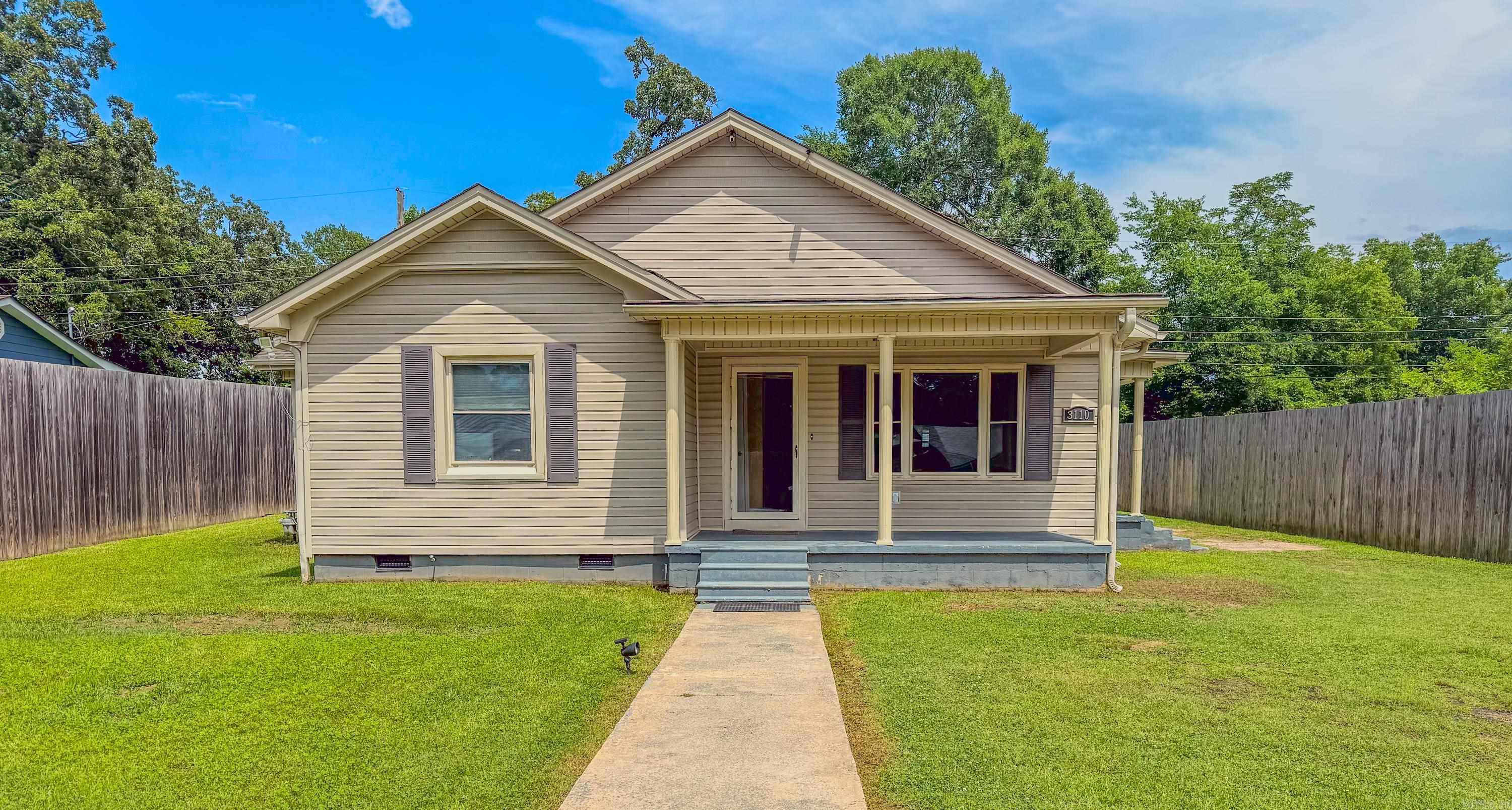 SHERWOOD ESTATES - Residential