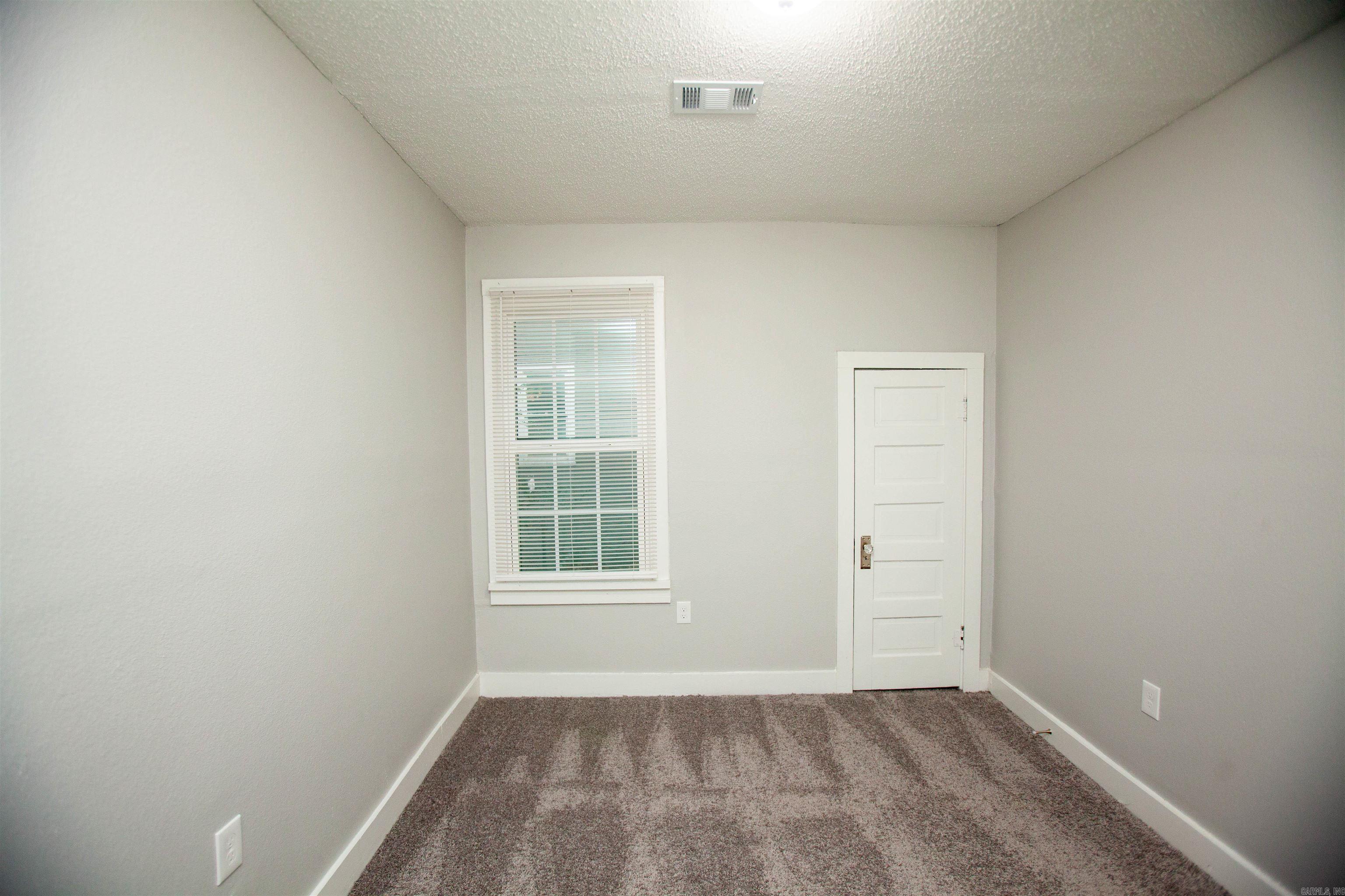 Worthen WB - Residential Lease