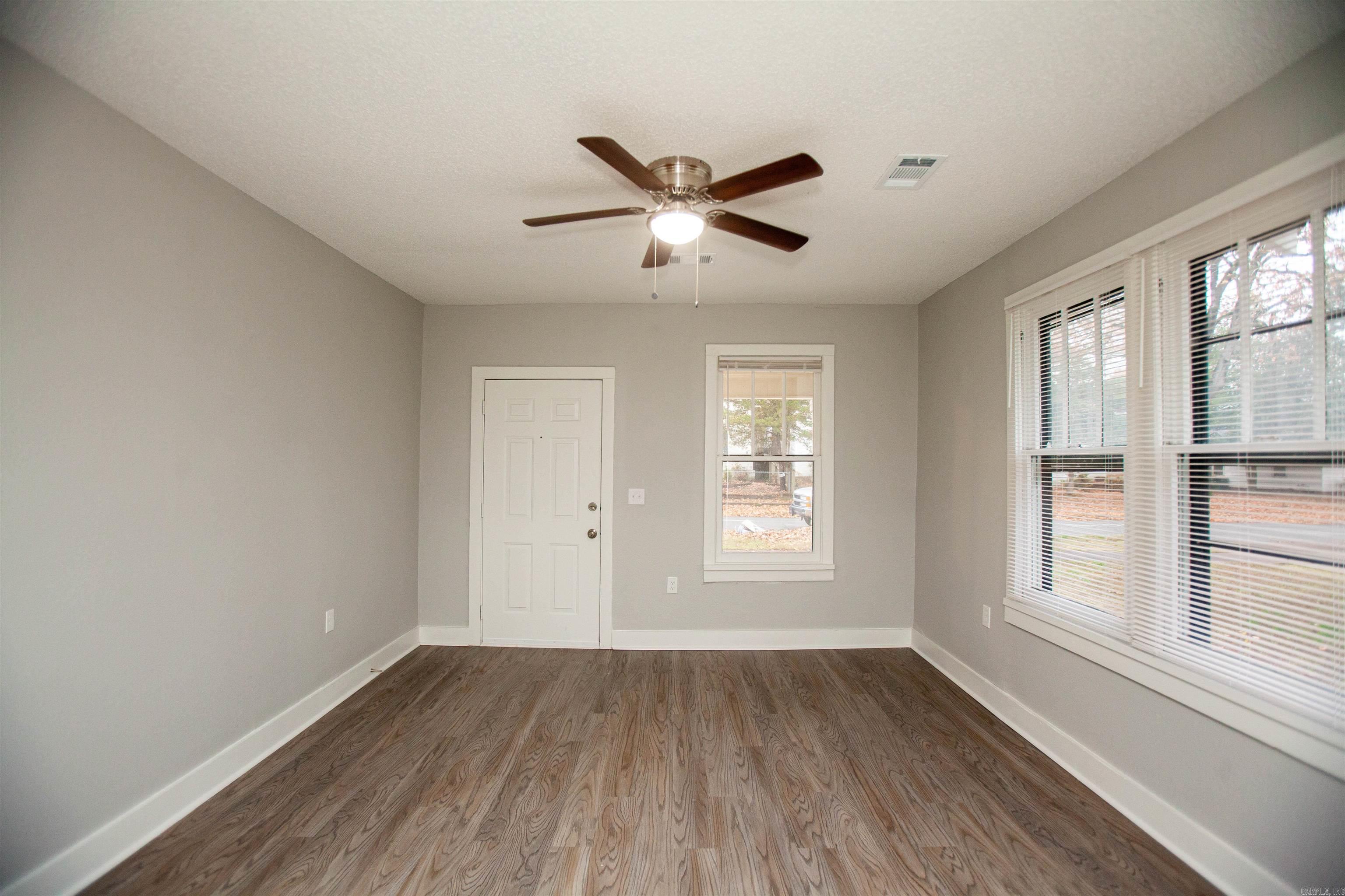 Worthen WB - Residential Lease