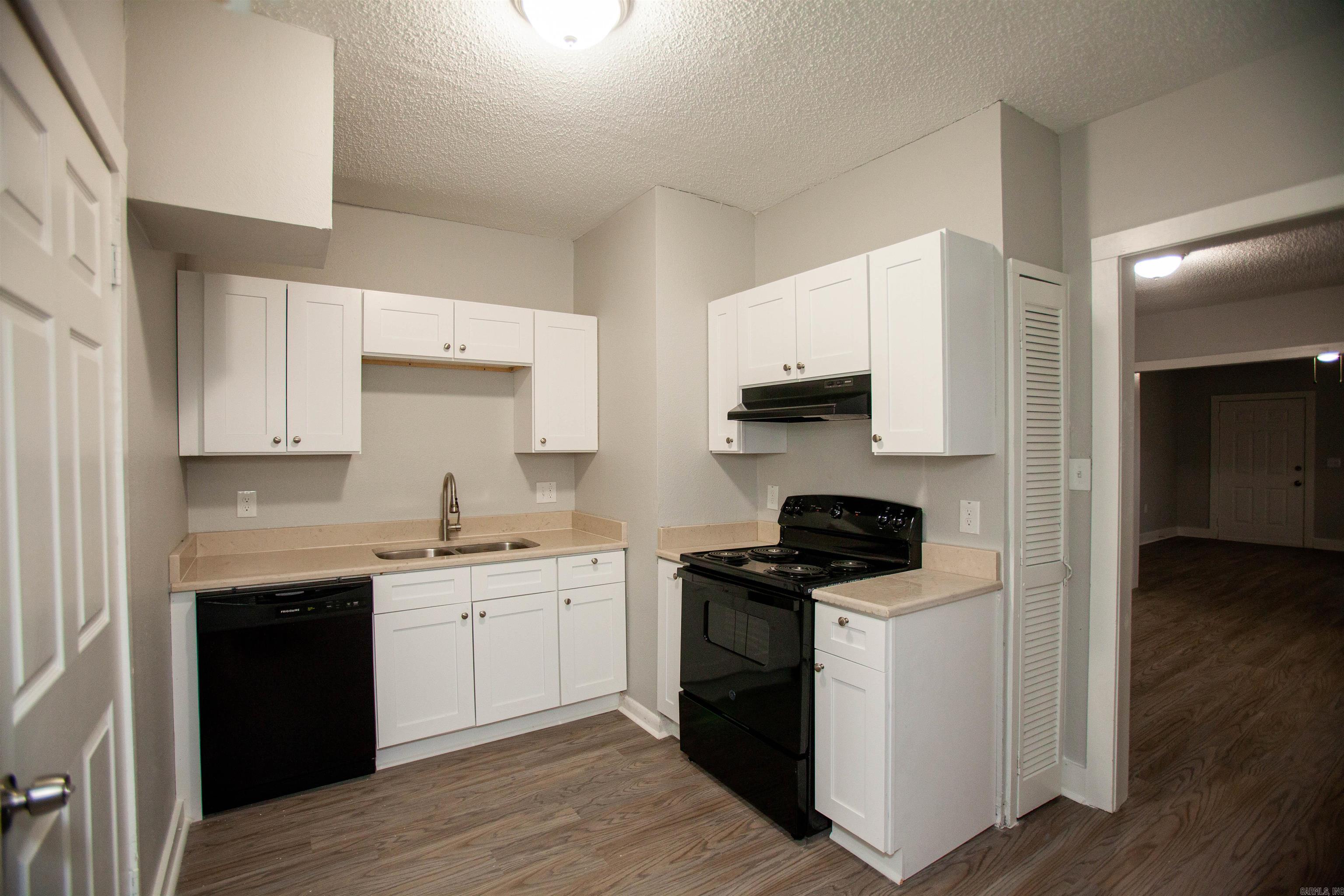 Worthen WB - Residential Lease