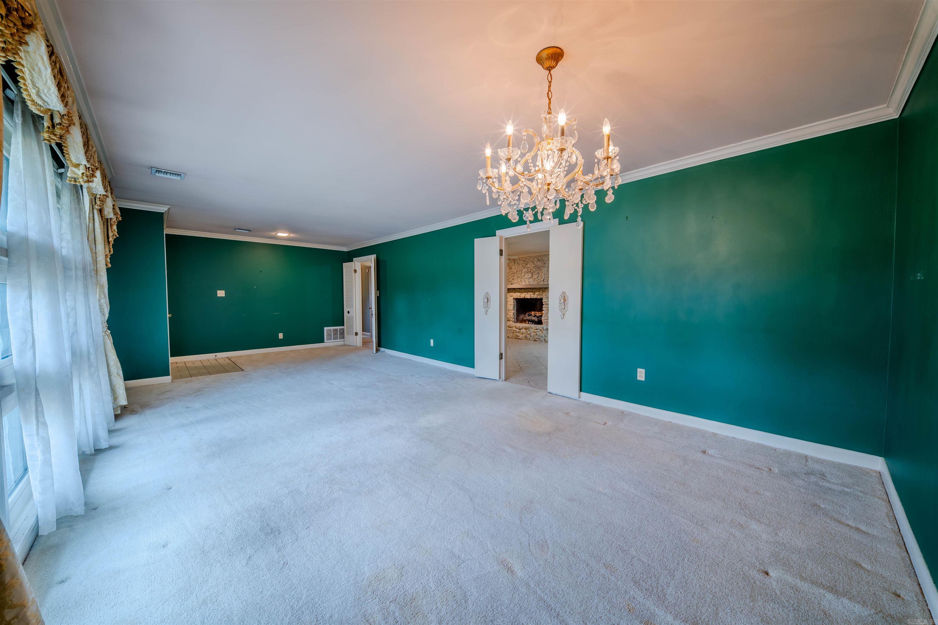 THOMPSON HEIGHTS 2ND S-D - Residential