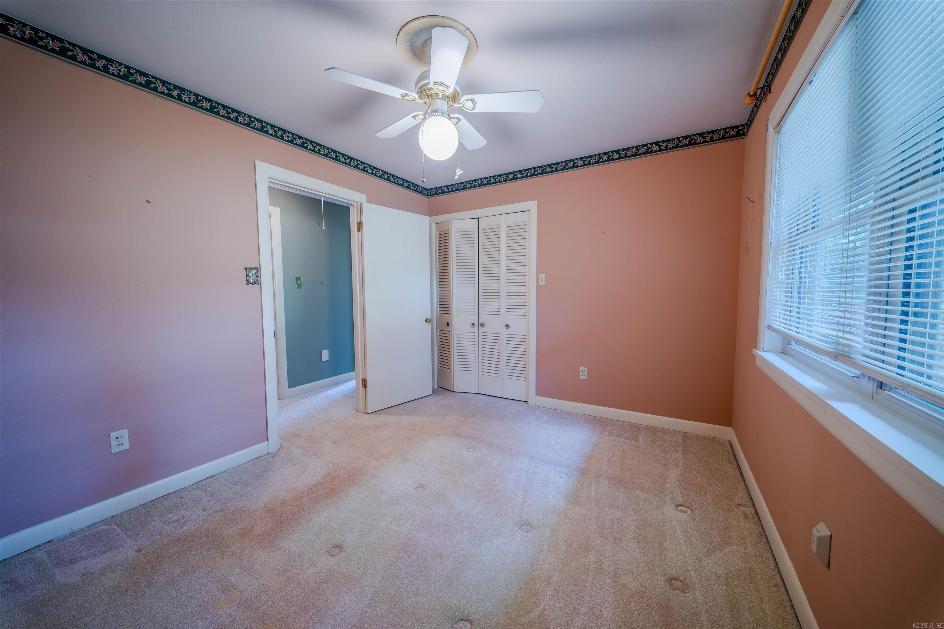 THOMPSON HEIGHTS 2ND S-D - Residential