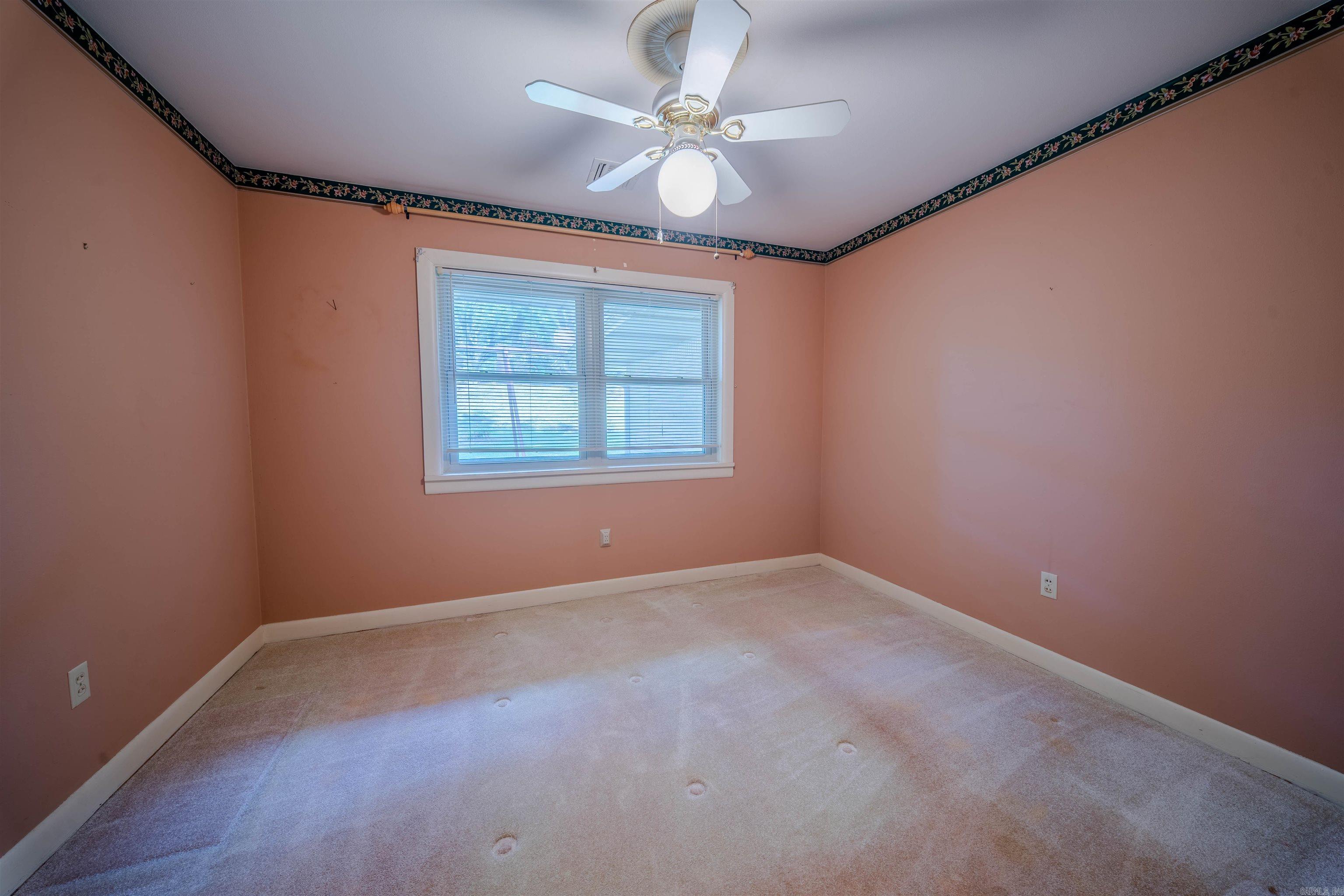 THOMPSON HEIGHTS 2ND S-D - Residential