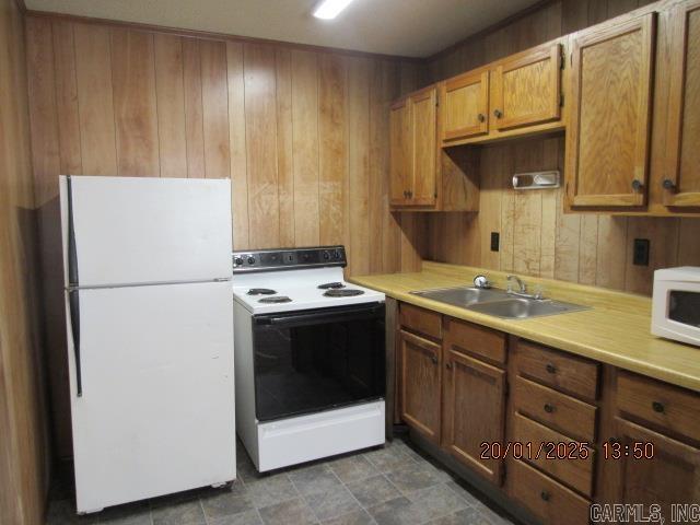 Sherwood Estates - Residential Lease