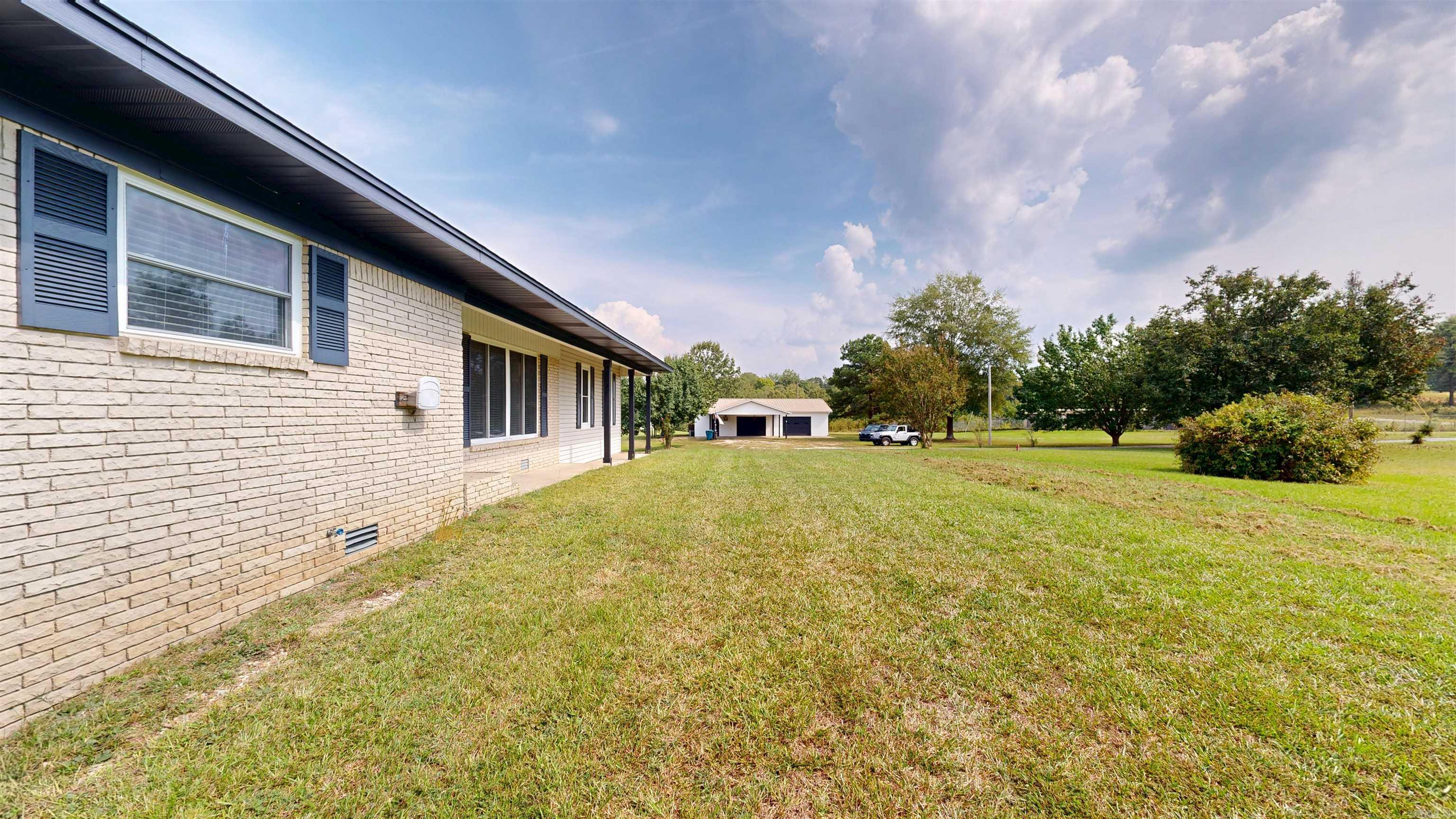 Metes & Bounds - Residential Income