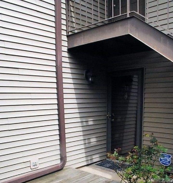 Pleasantwood Condominiums - Residential Lease