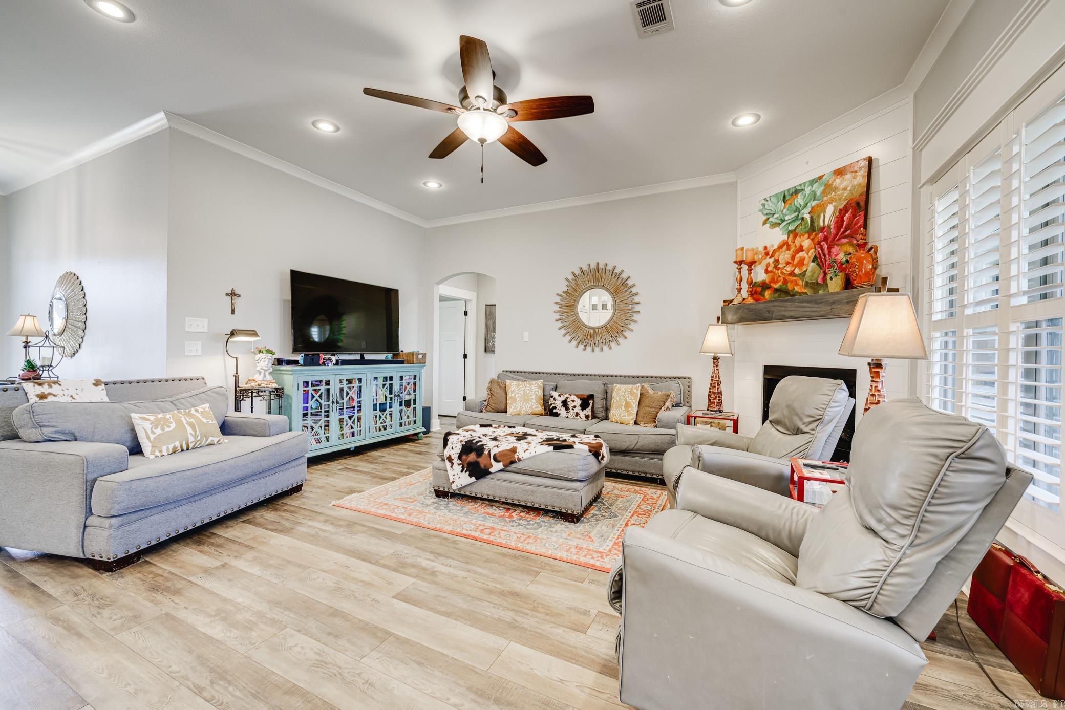 Salem Woods - Residential