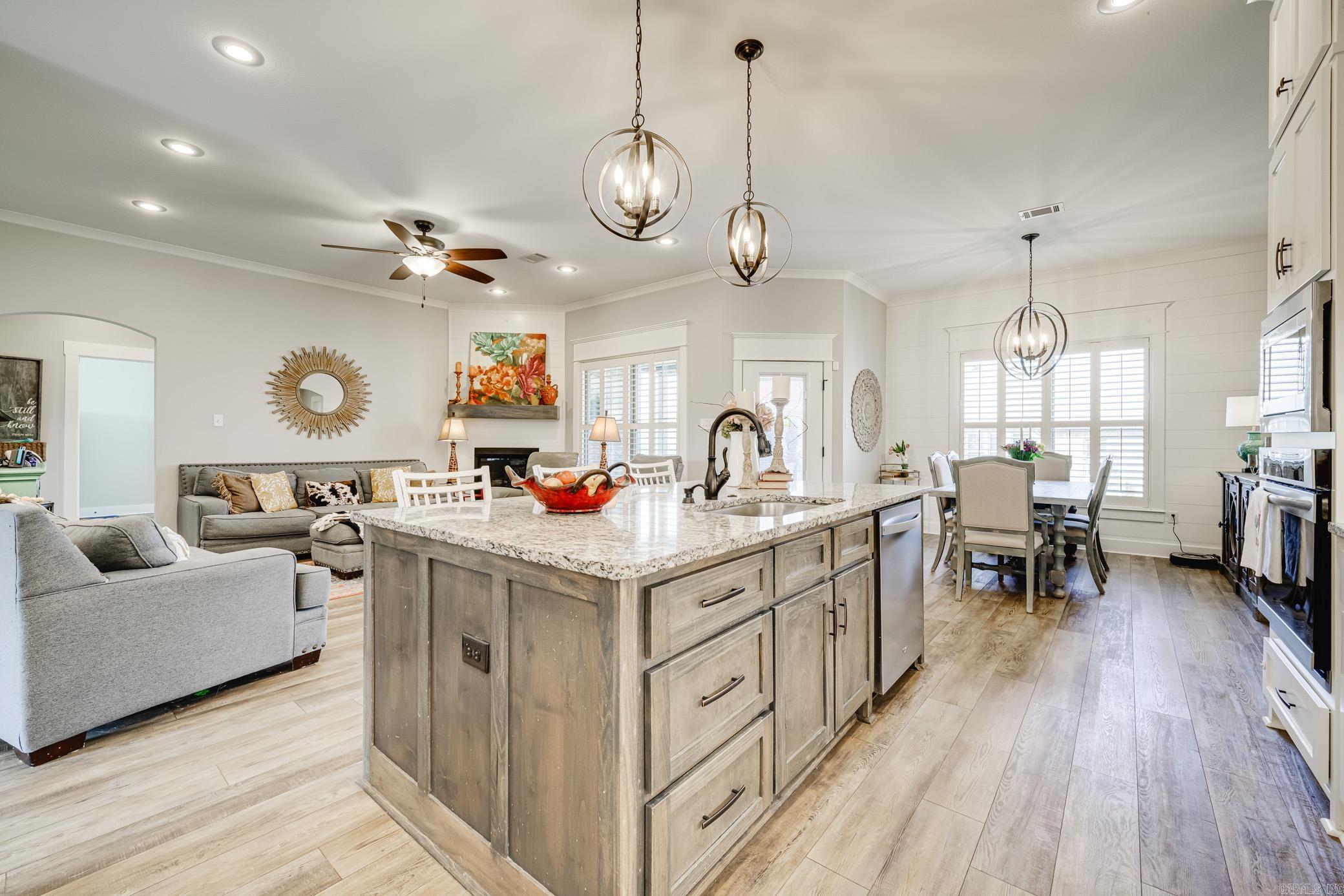 Salem Woods - Residential