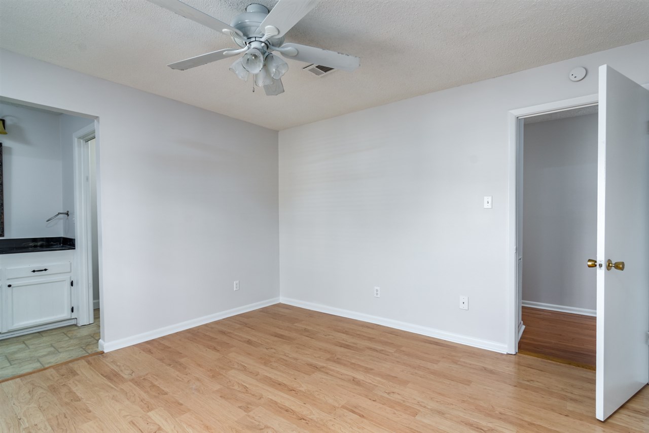 Pleasantree 2nd - Residential Lease