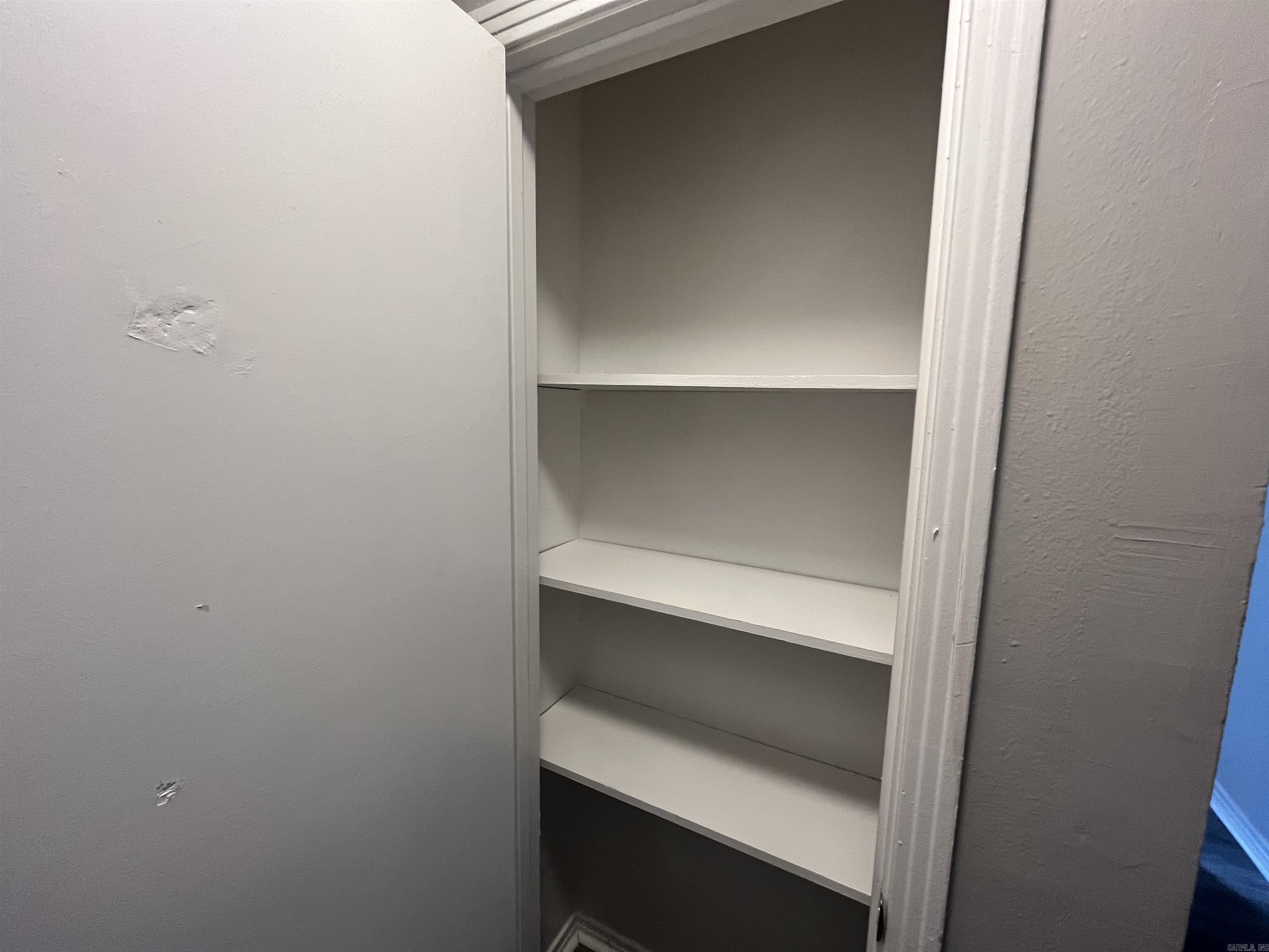 SHANNON HILLS s - Residential